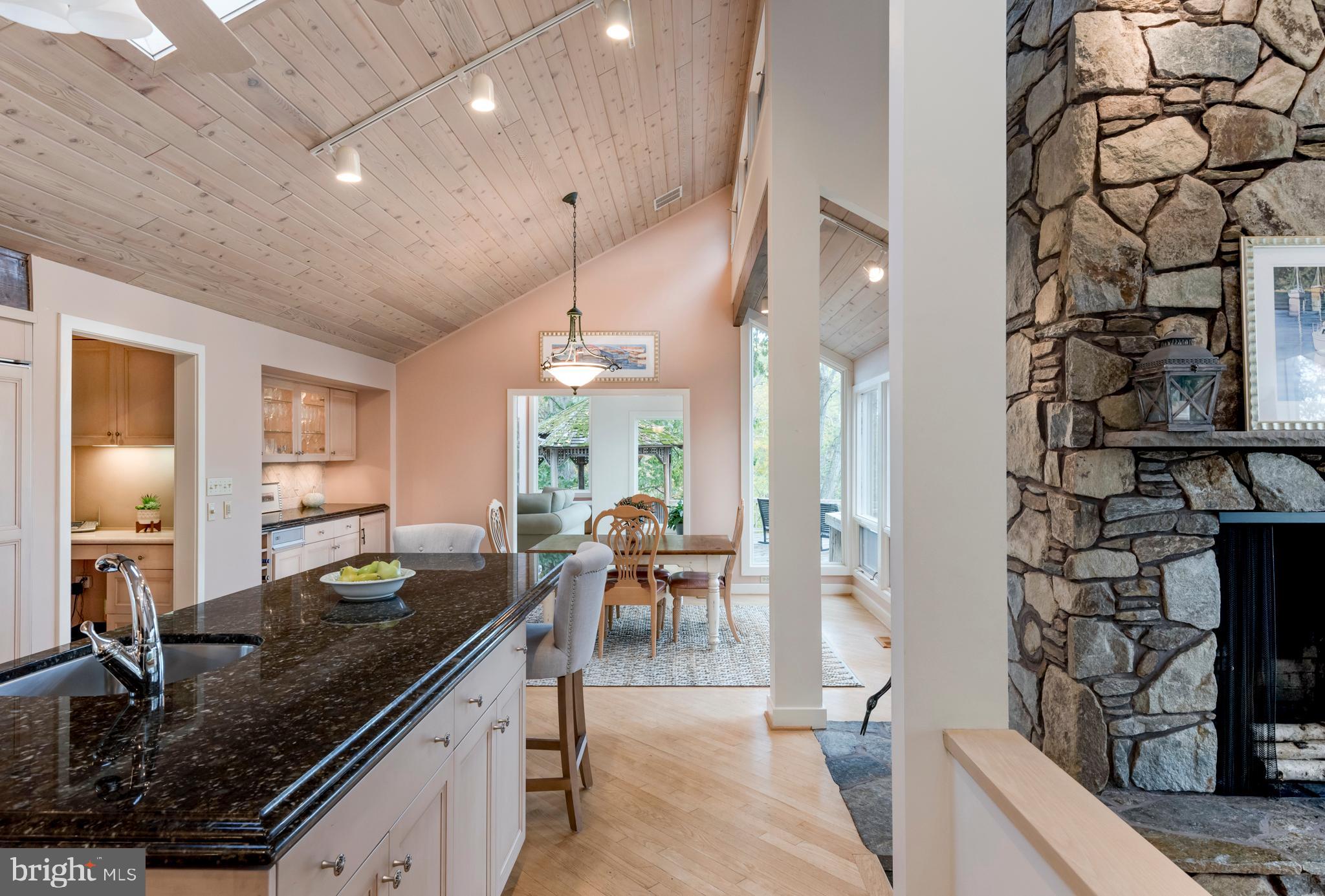 BAYBERRY HILL - Residential