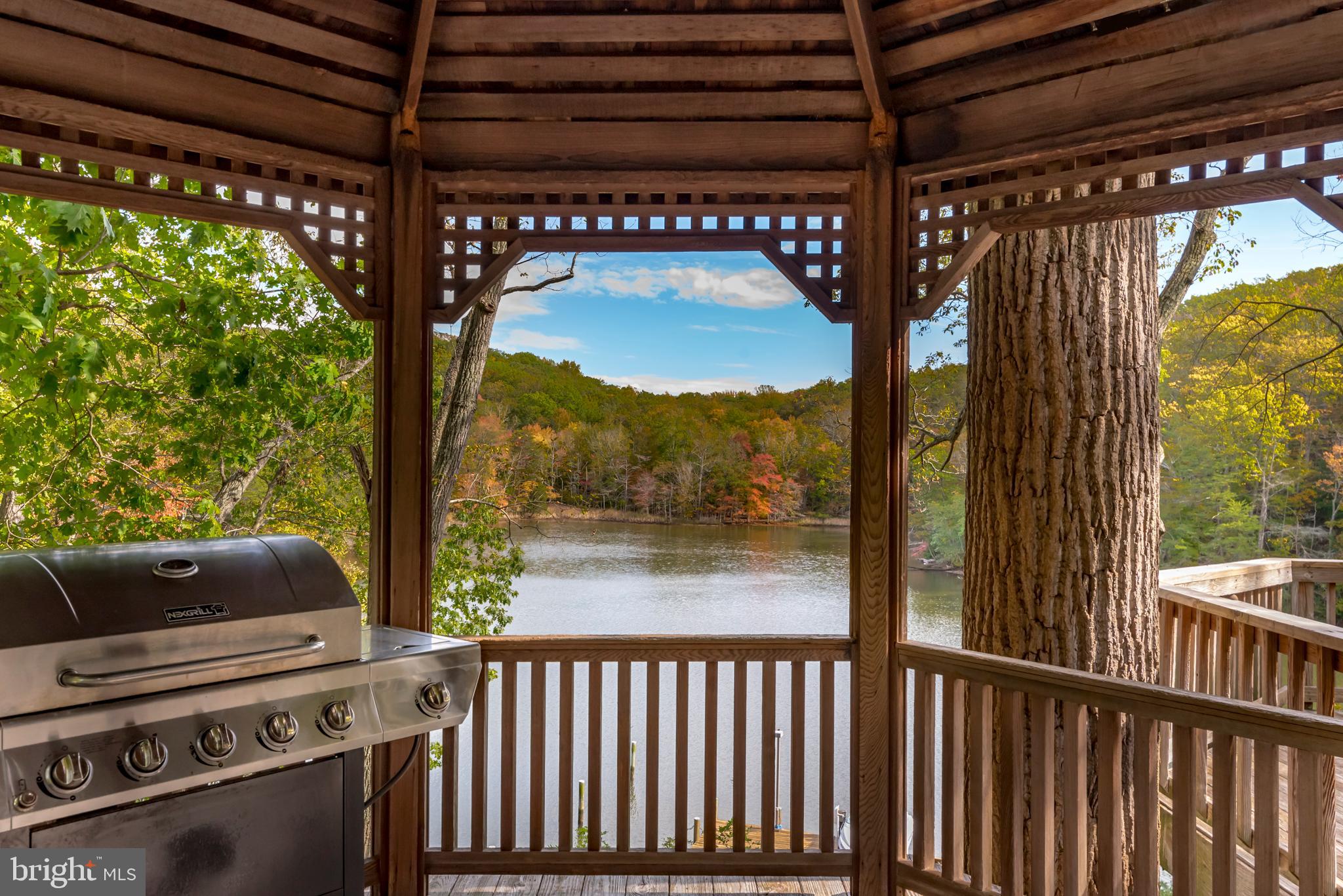 BAYBERRY HILL - Residential