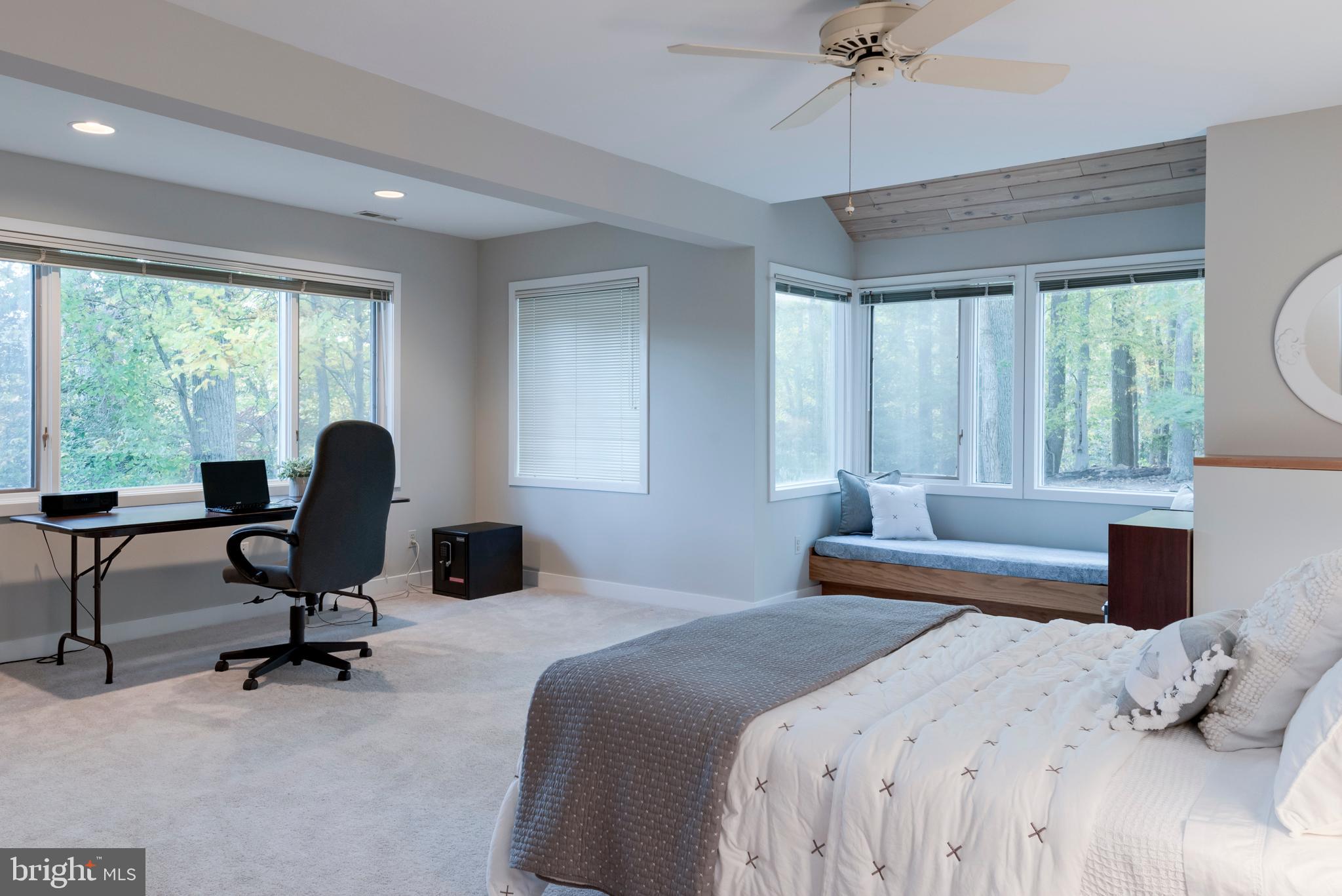 BAYBERRY HILL - Residential