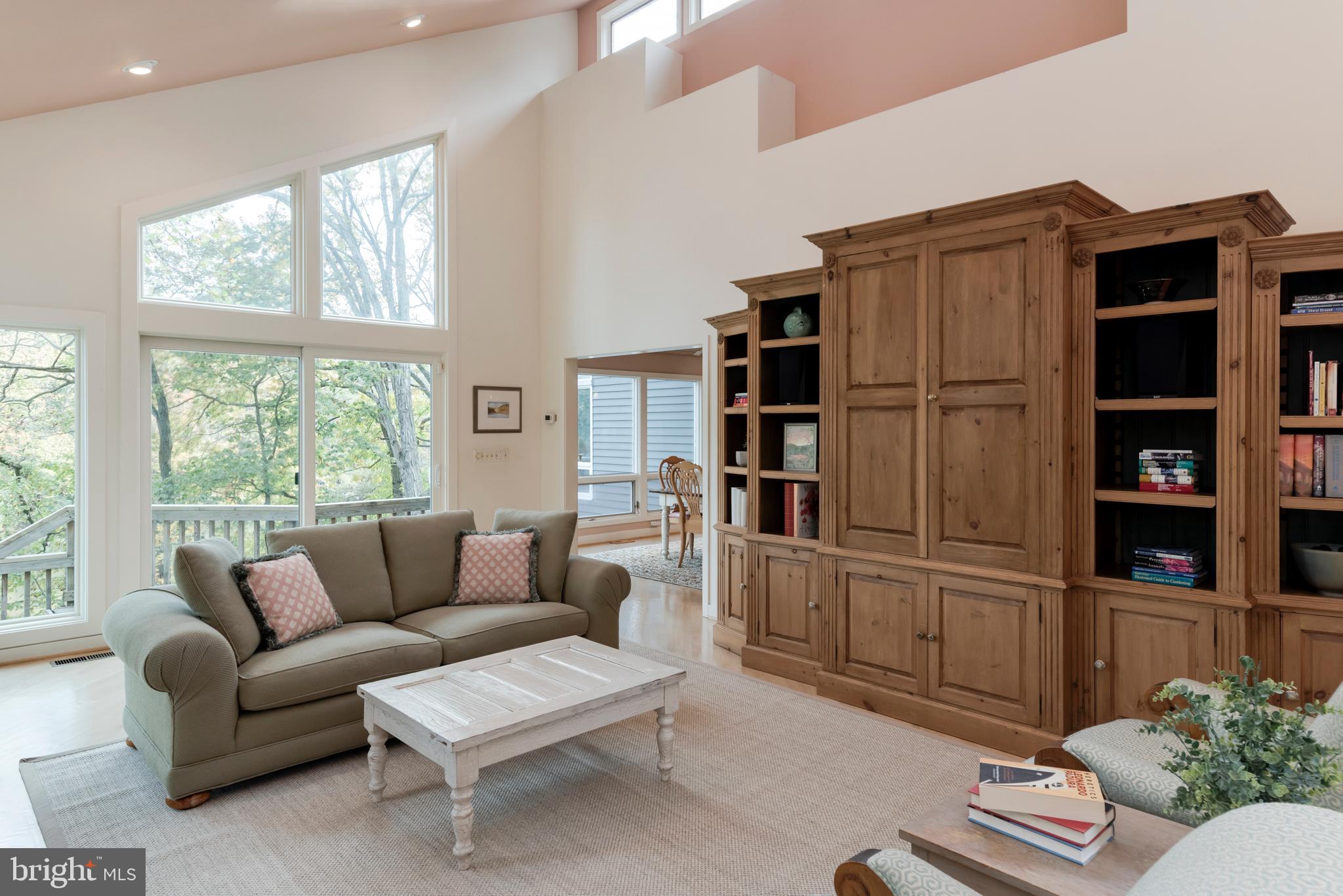 BAYBERRY HILL - Residential