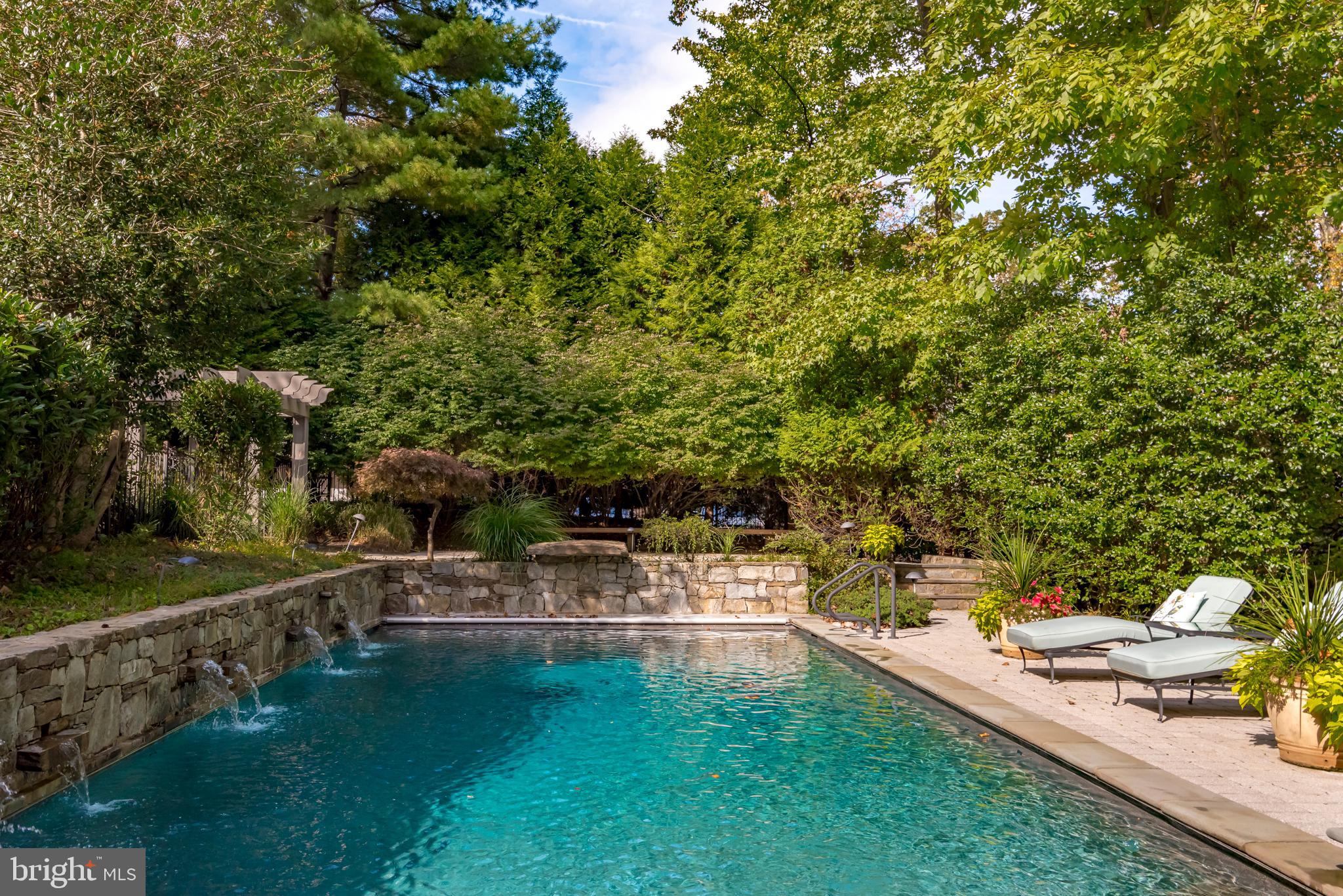 BAYBERRY HILL - Residential