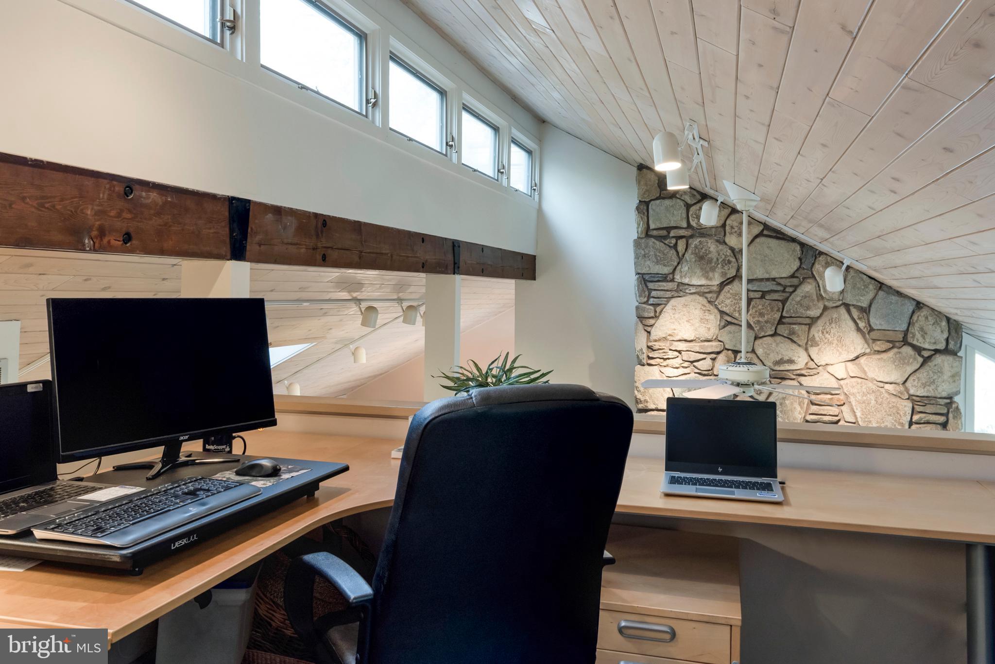 BAYBERRY HILL - Residential