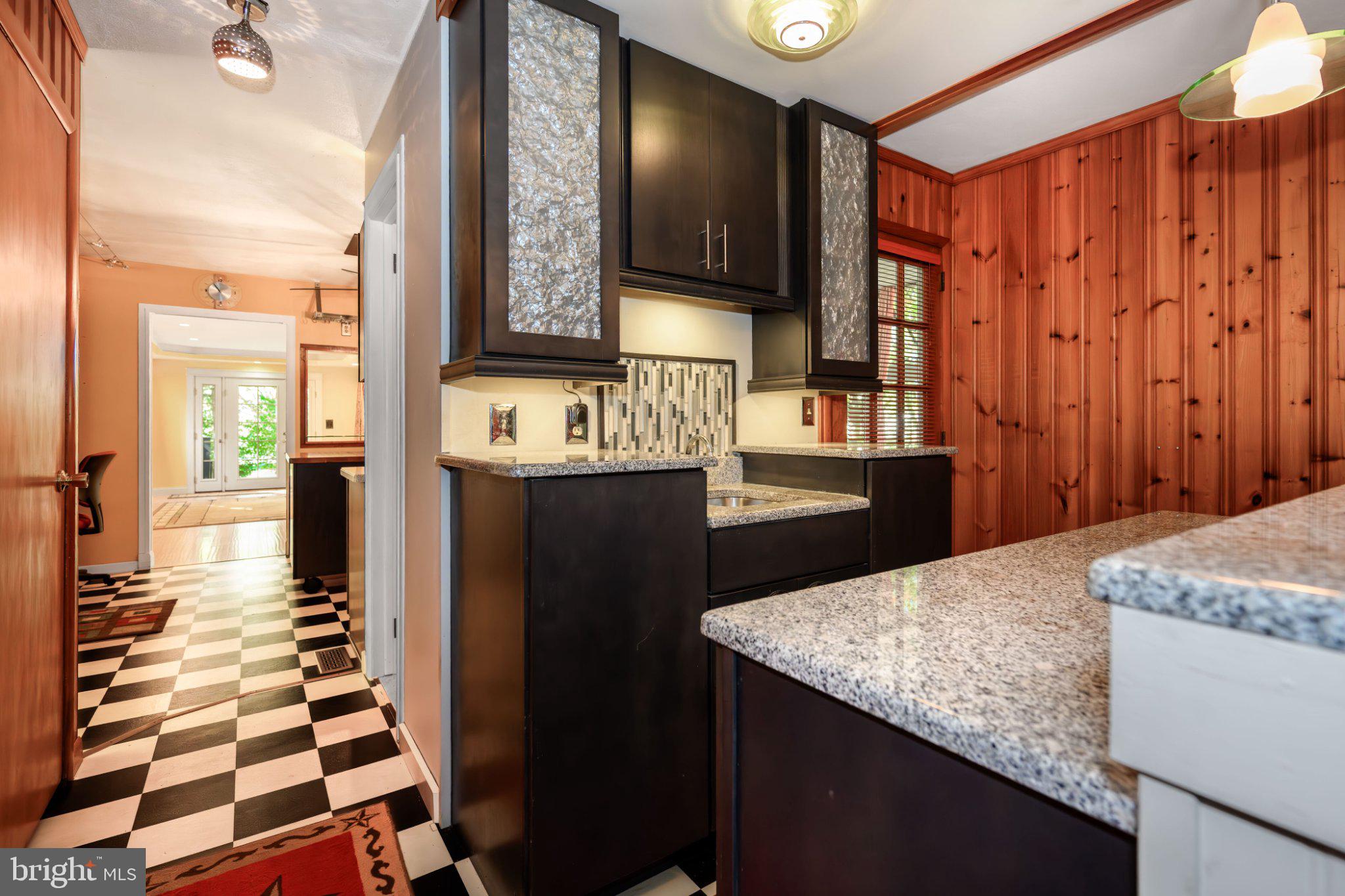 TOLCHESTER - Residential