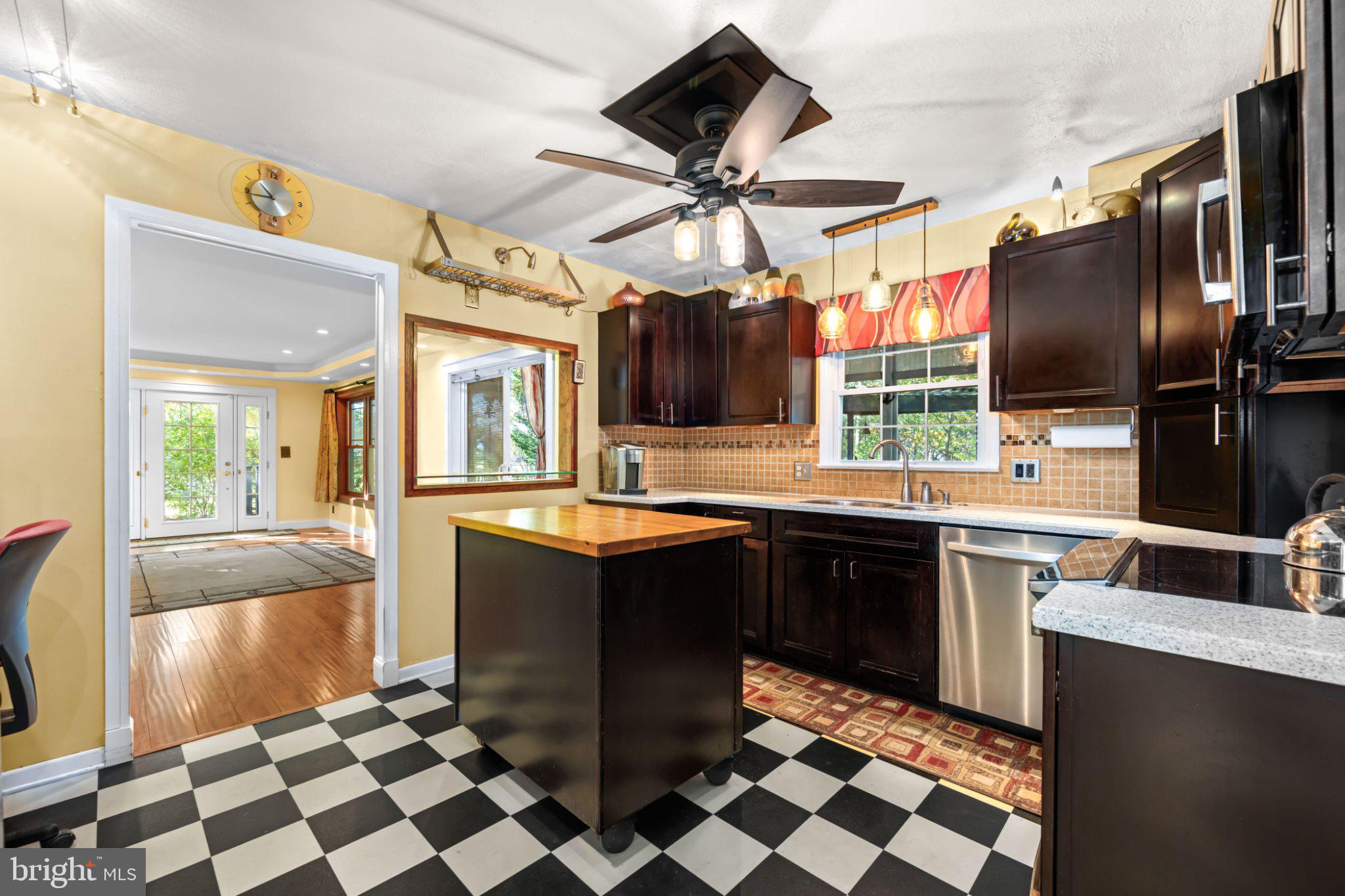 TOLCHESTER - Residential