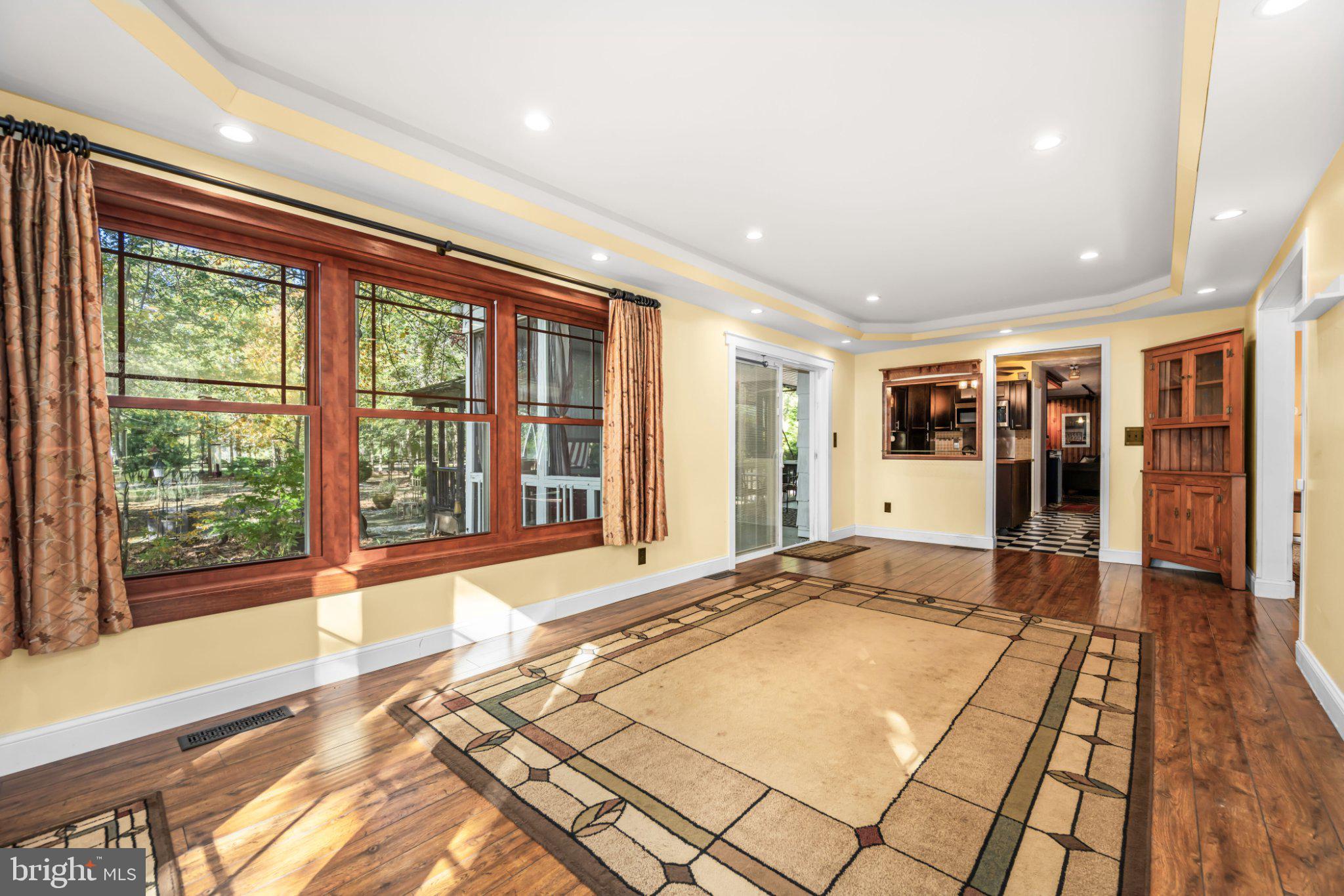 TOLCHESTER - Residential