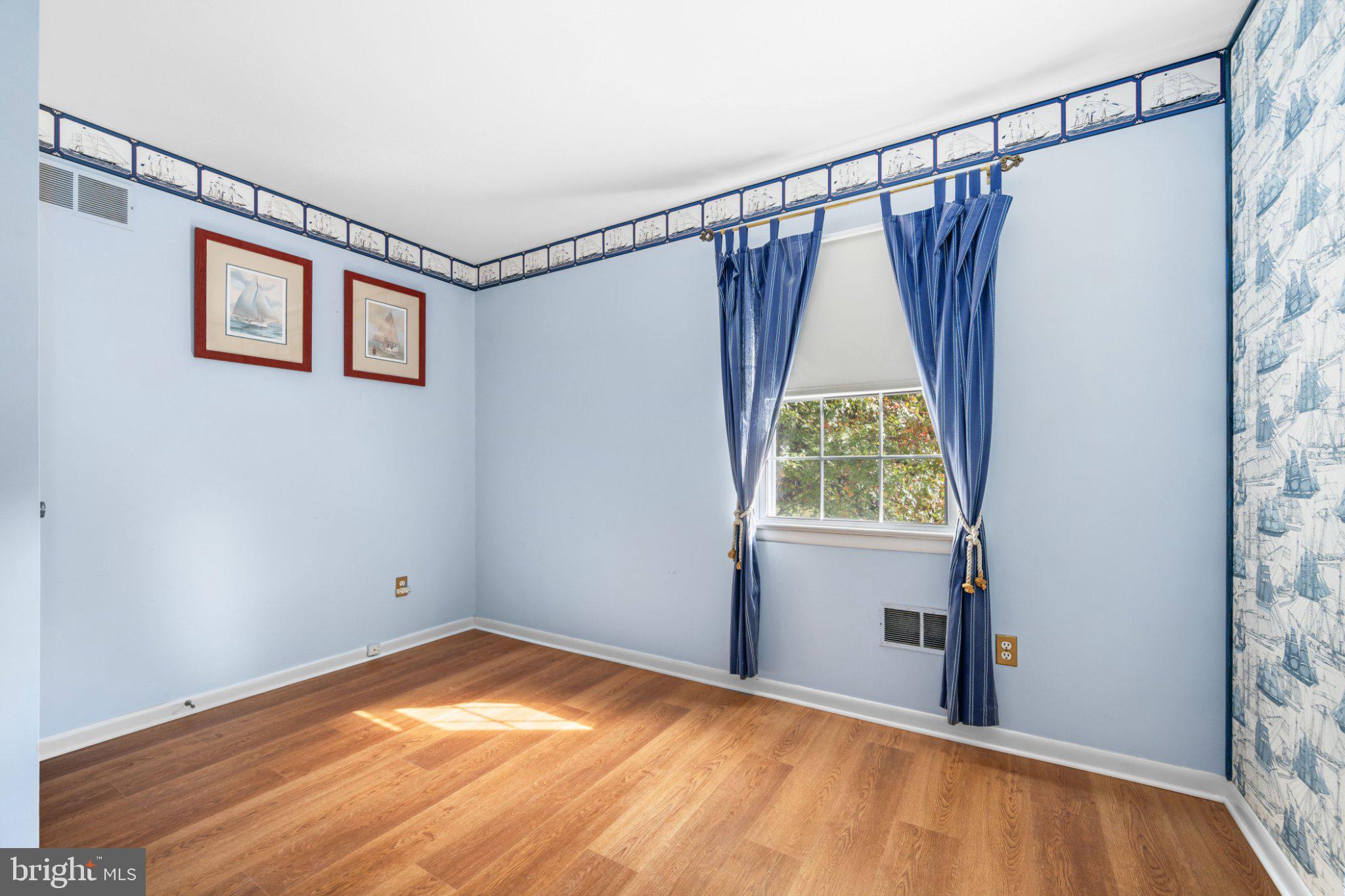 TOLCHESTER - Residential