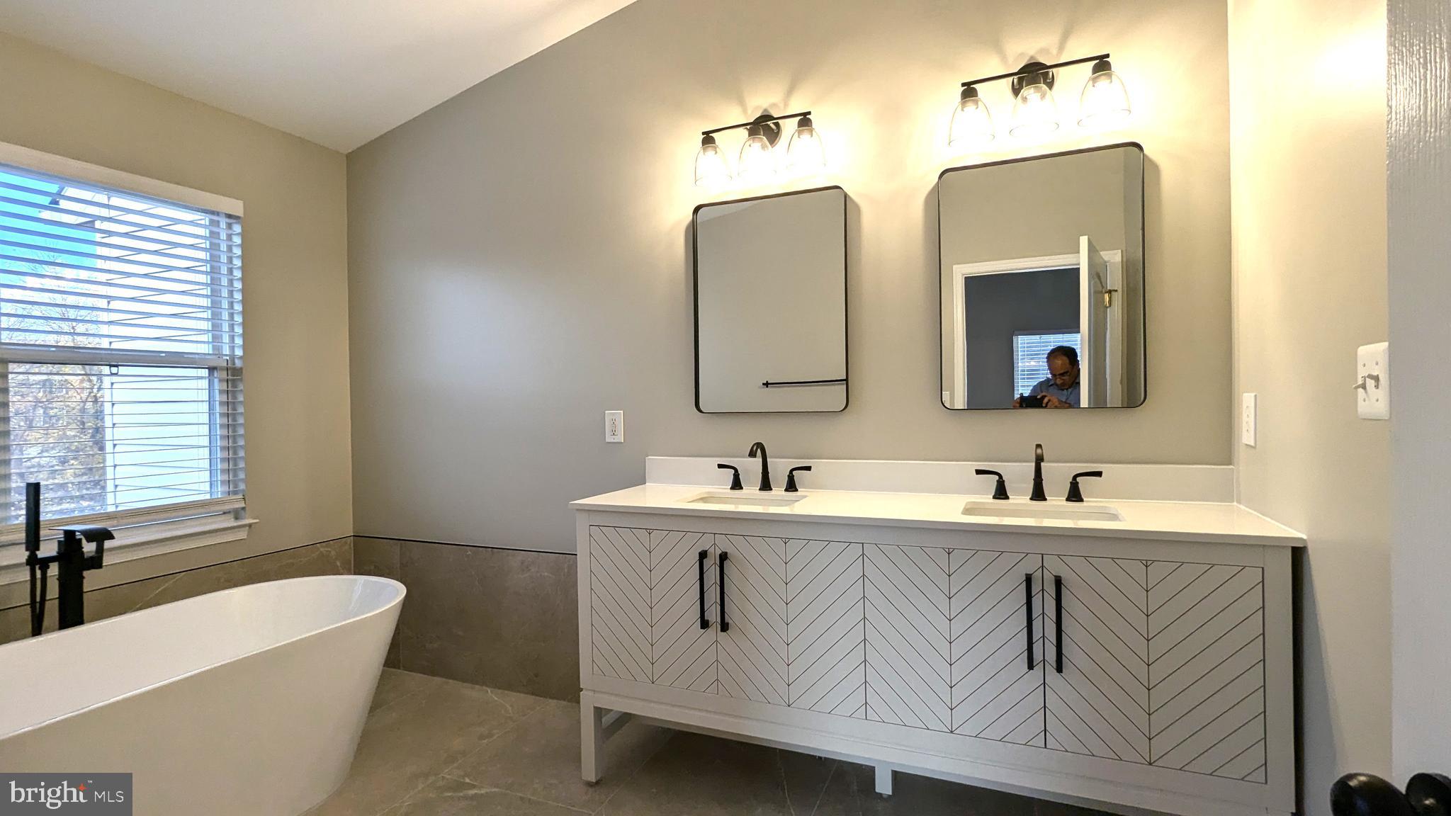 FARMWELL HUNT - Residential Lease