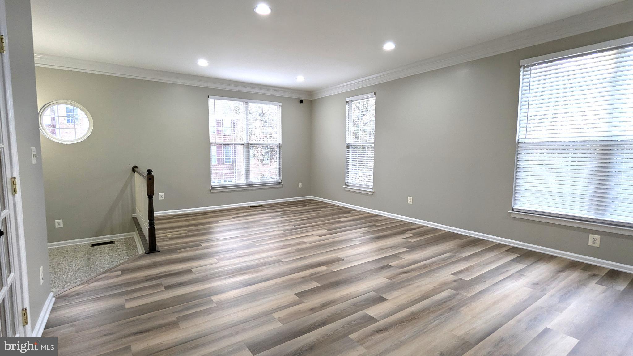 FARMWELL HUNT - Residential Lease
