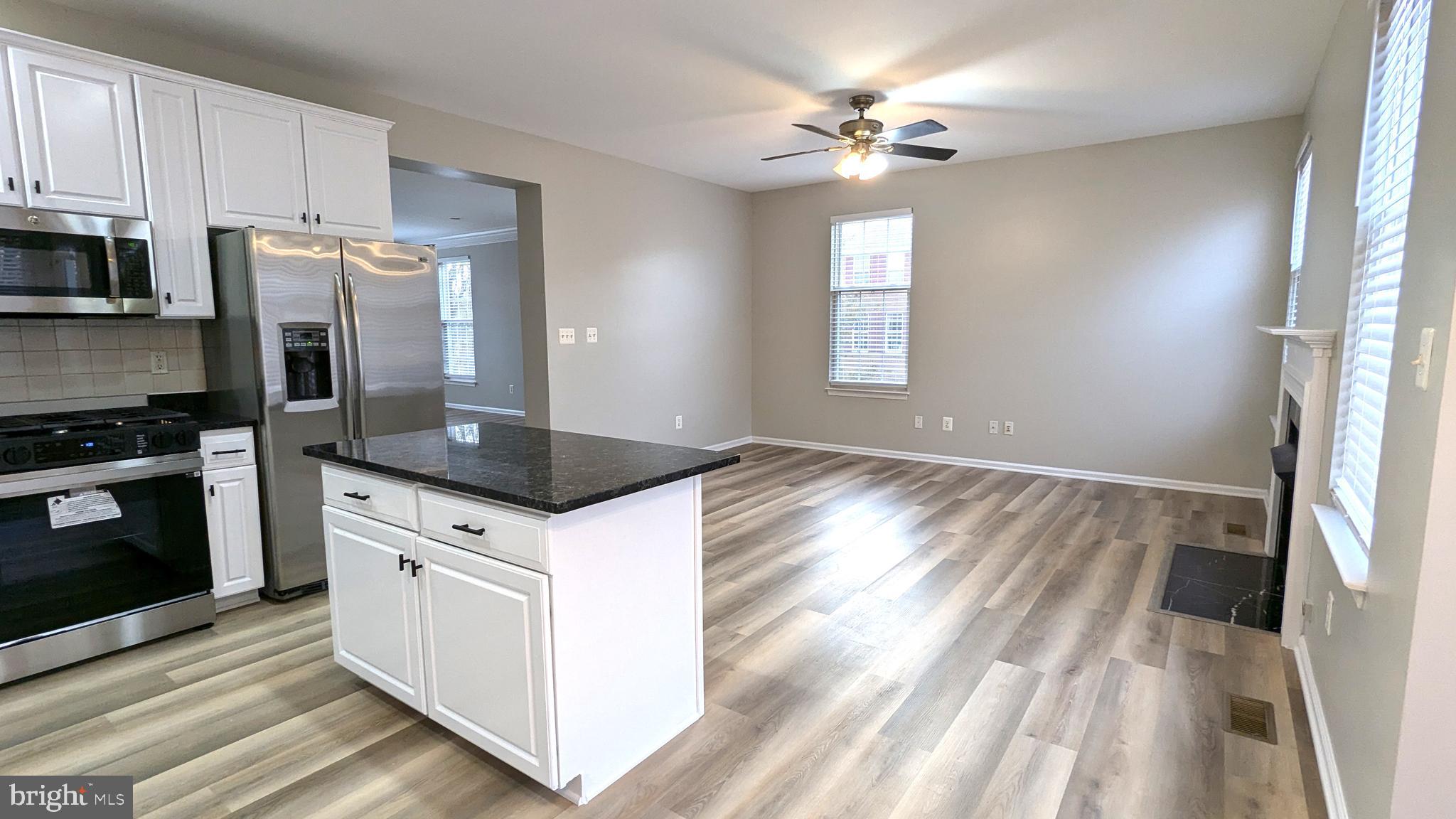 FARMWELL HUNT - Residential Lease