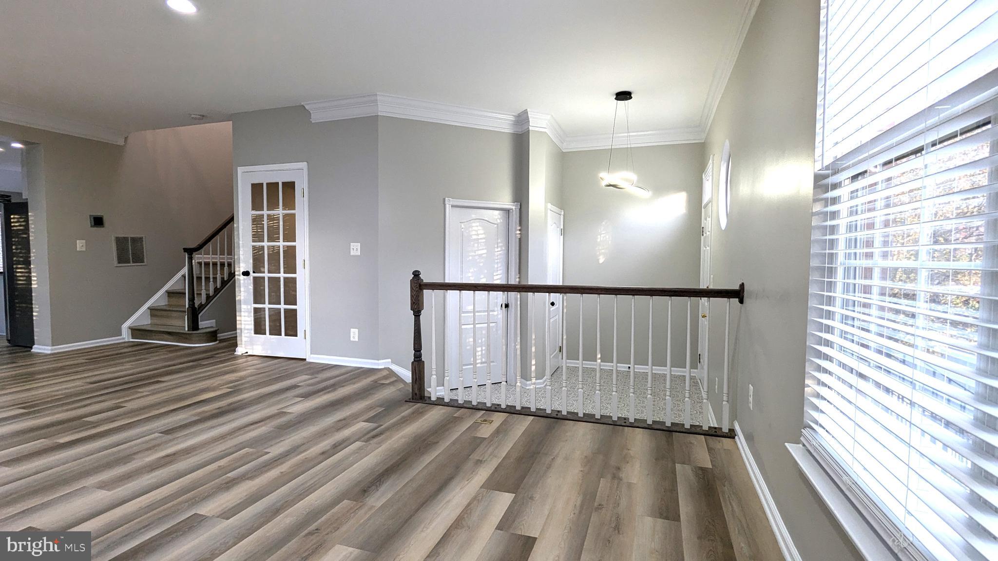 FARMWELL HUNT - Residential Lease