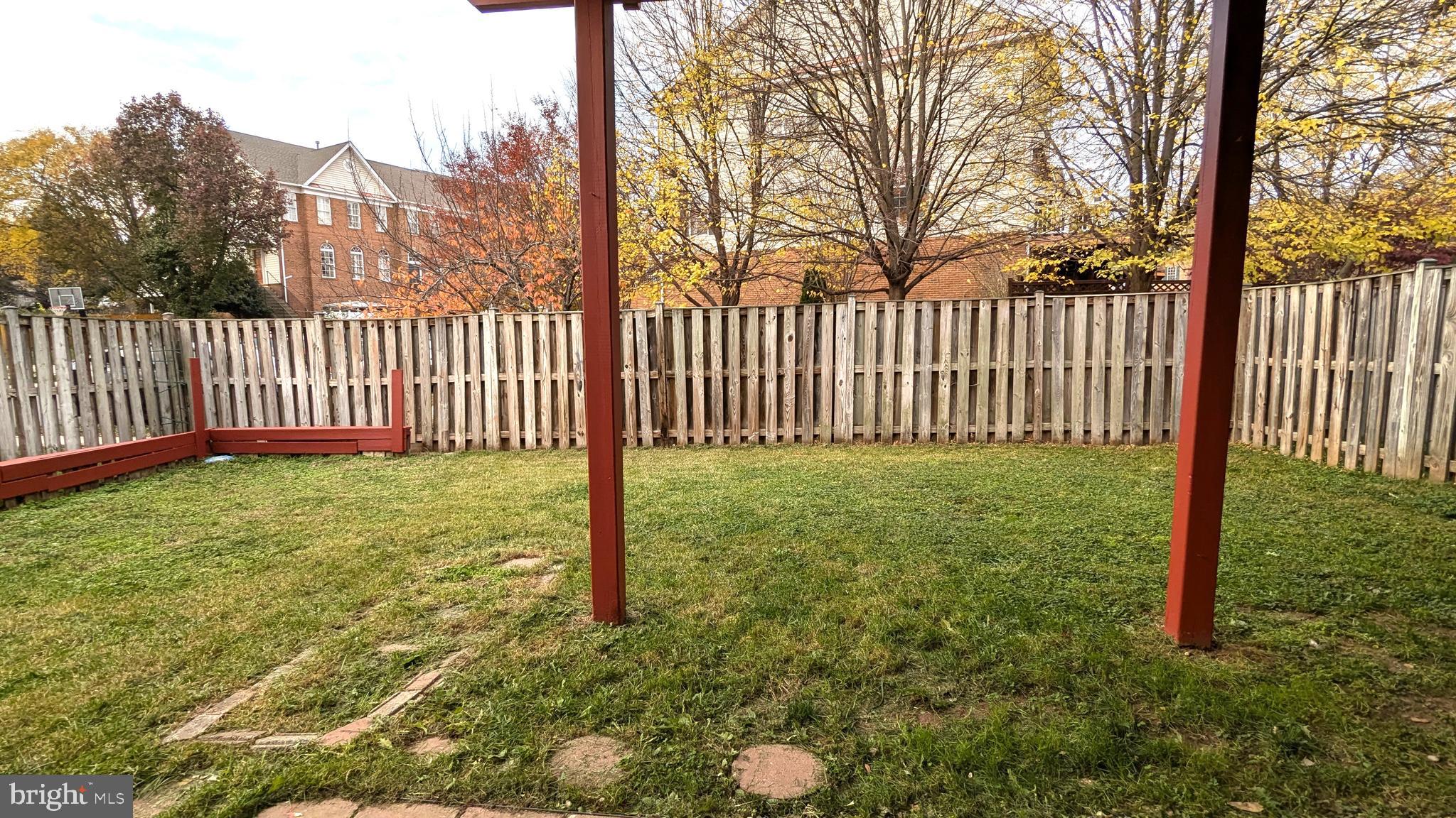 FARMWELL HUNT - Residential Lease