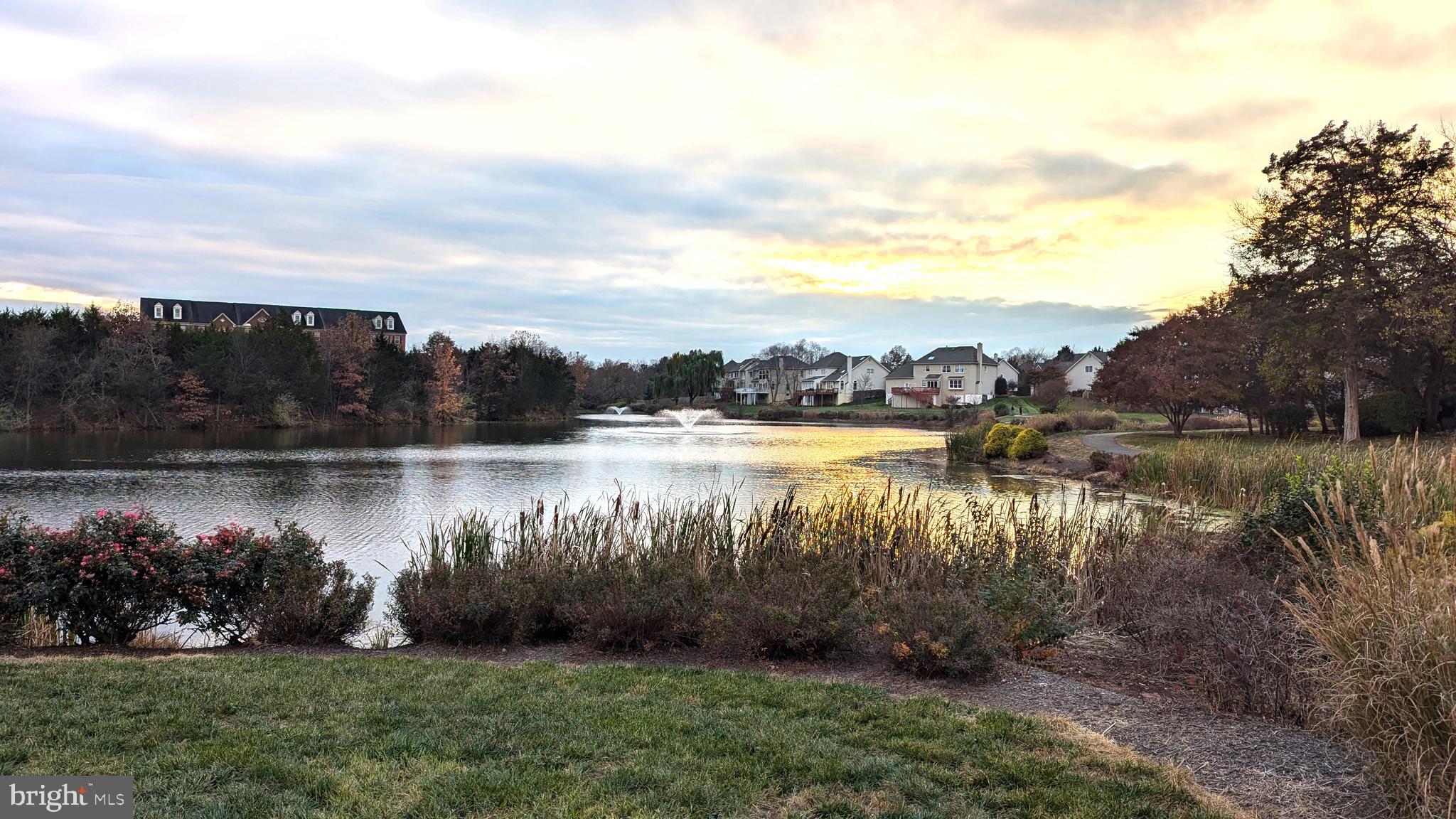 FARMWELL HUNT - Residential Lease