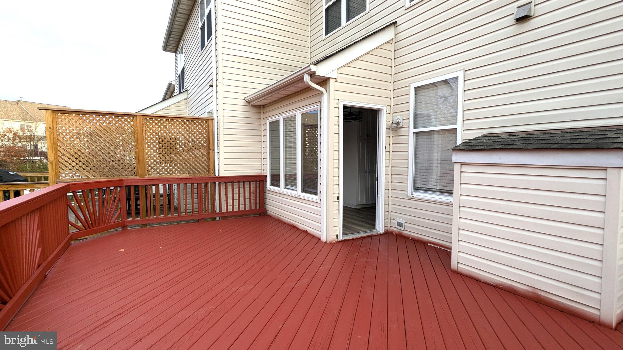 FARMWELL HUNT - Residential Lease