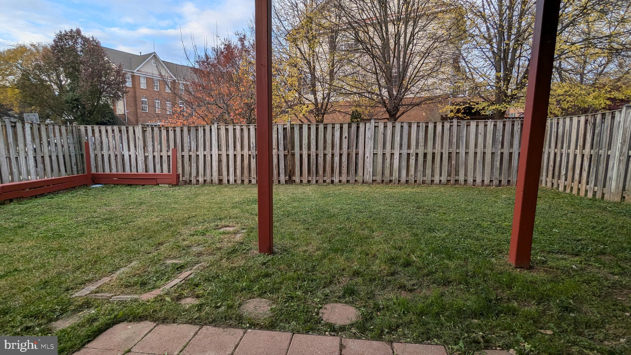 FARMWELL HUNT - Residential Lease
