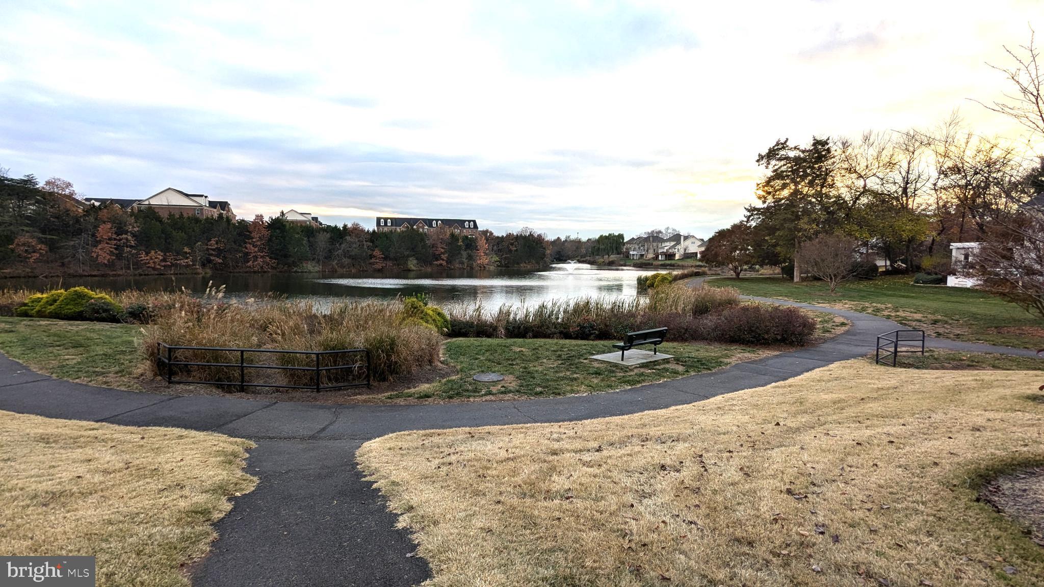 FARMWELL HUNT - Residential Lease