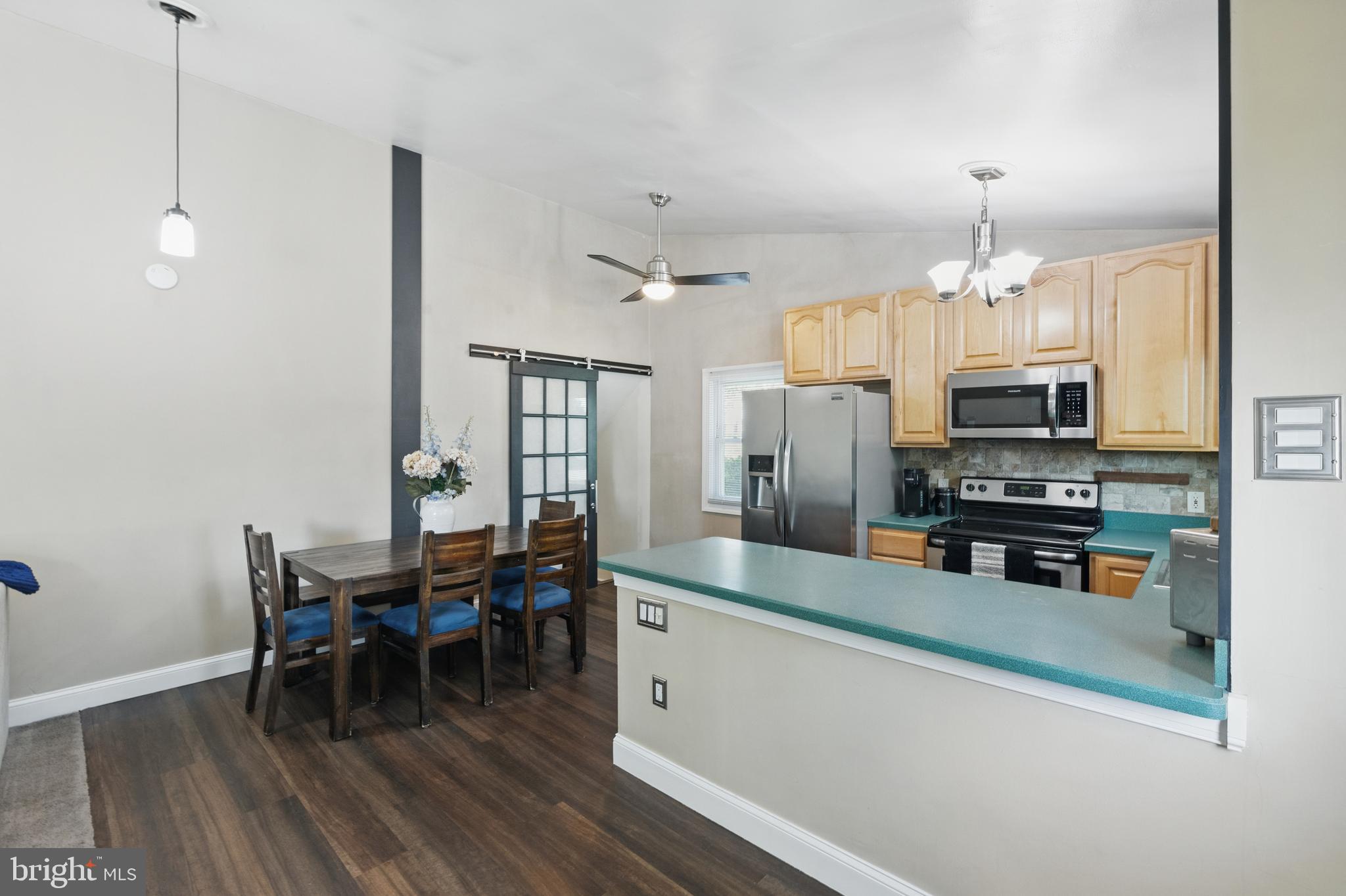 PLYMOUTH HILLS - Residential