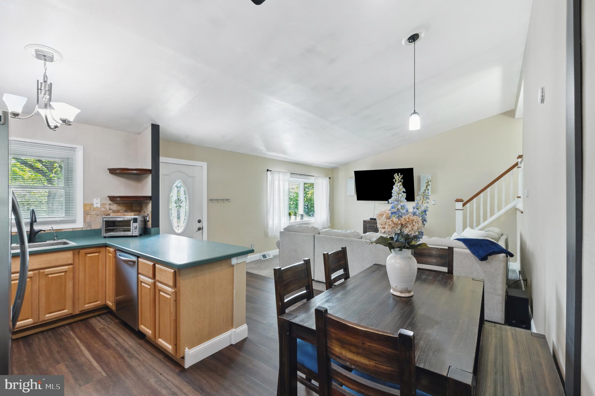 PLYMOUTH HILLS - Residential
