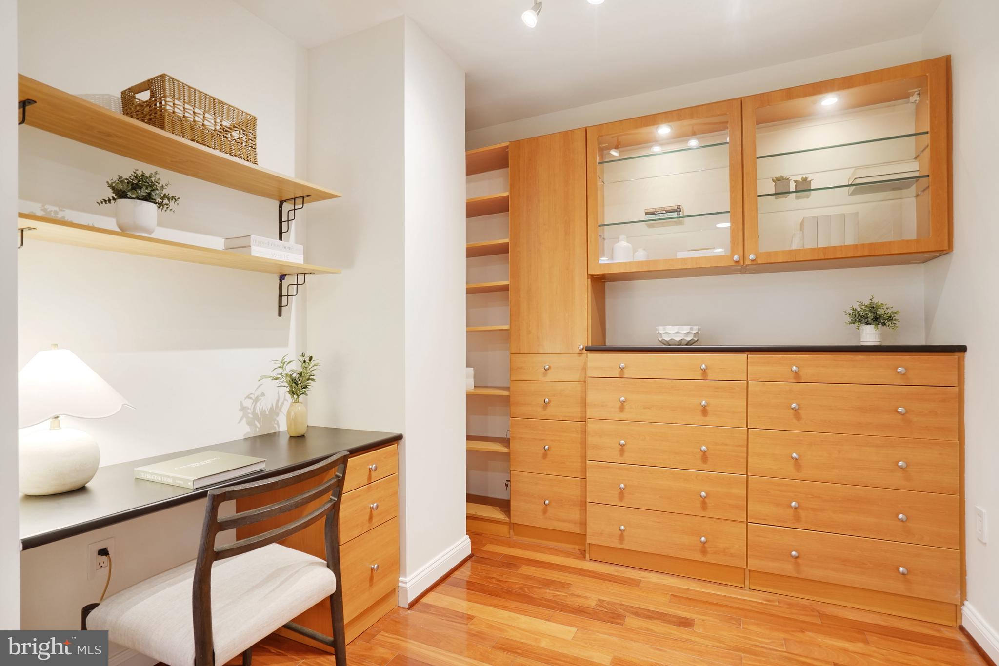 BYRON CONDOMINIUM - Residential