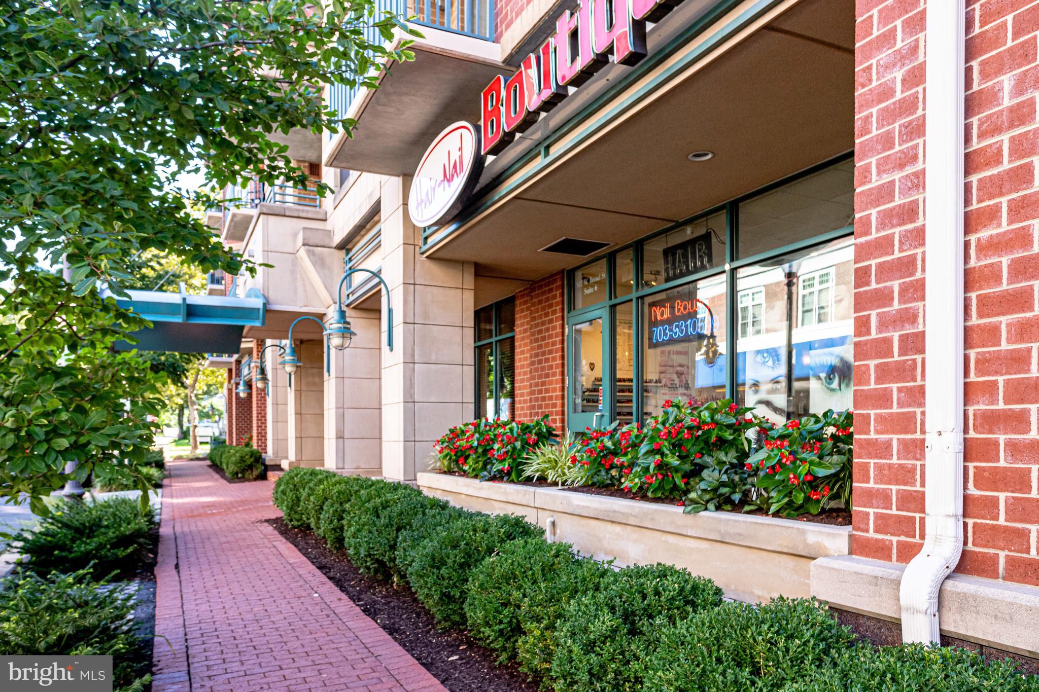 BYRON CONDOMINIUM - Residential