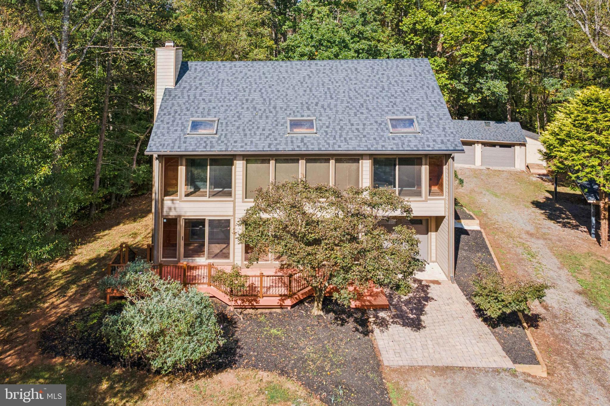 COURTLAND HILLS - Residential