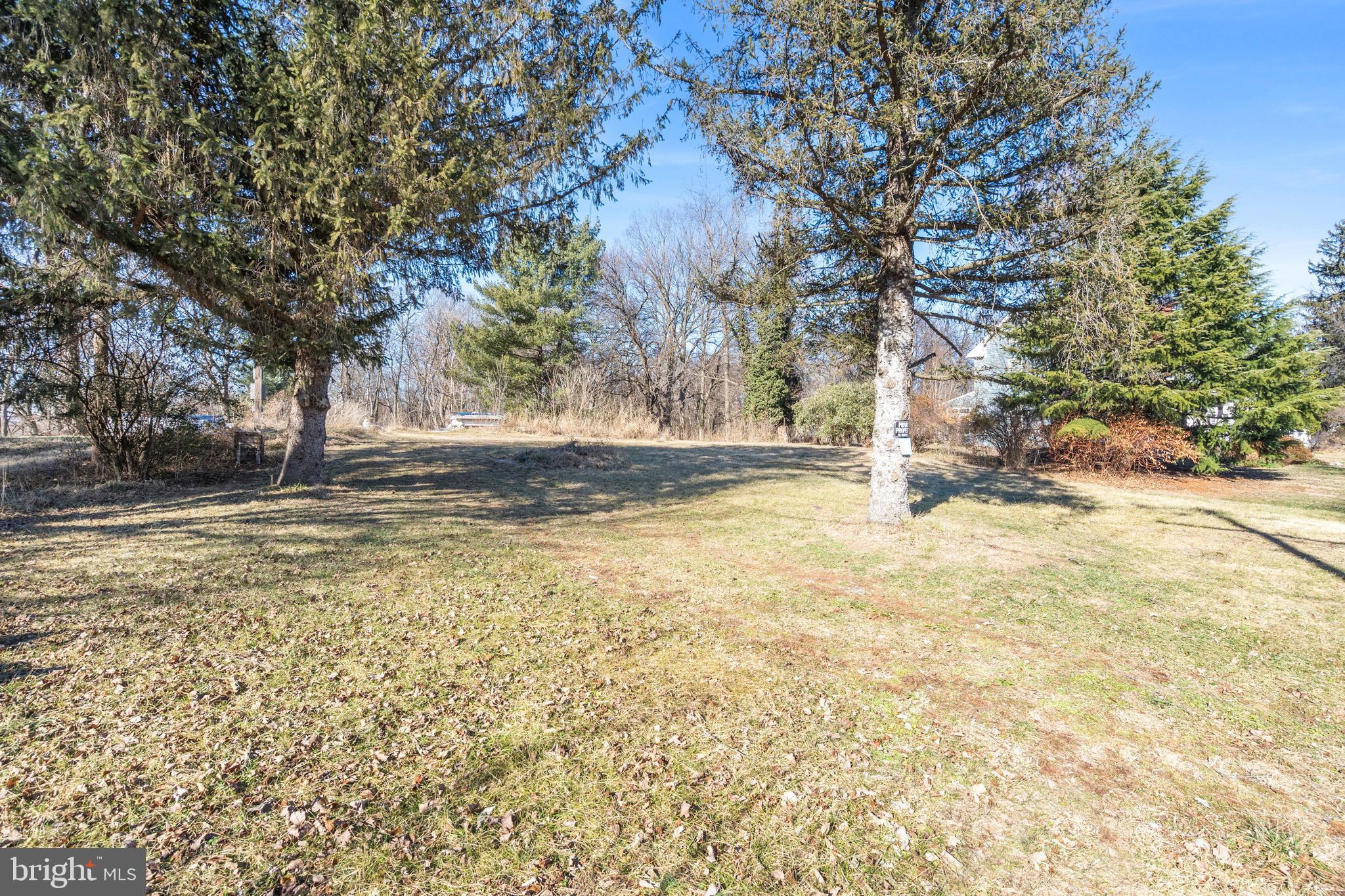 NONE AVAILABLE - Land