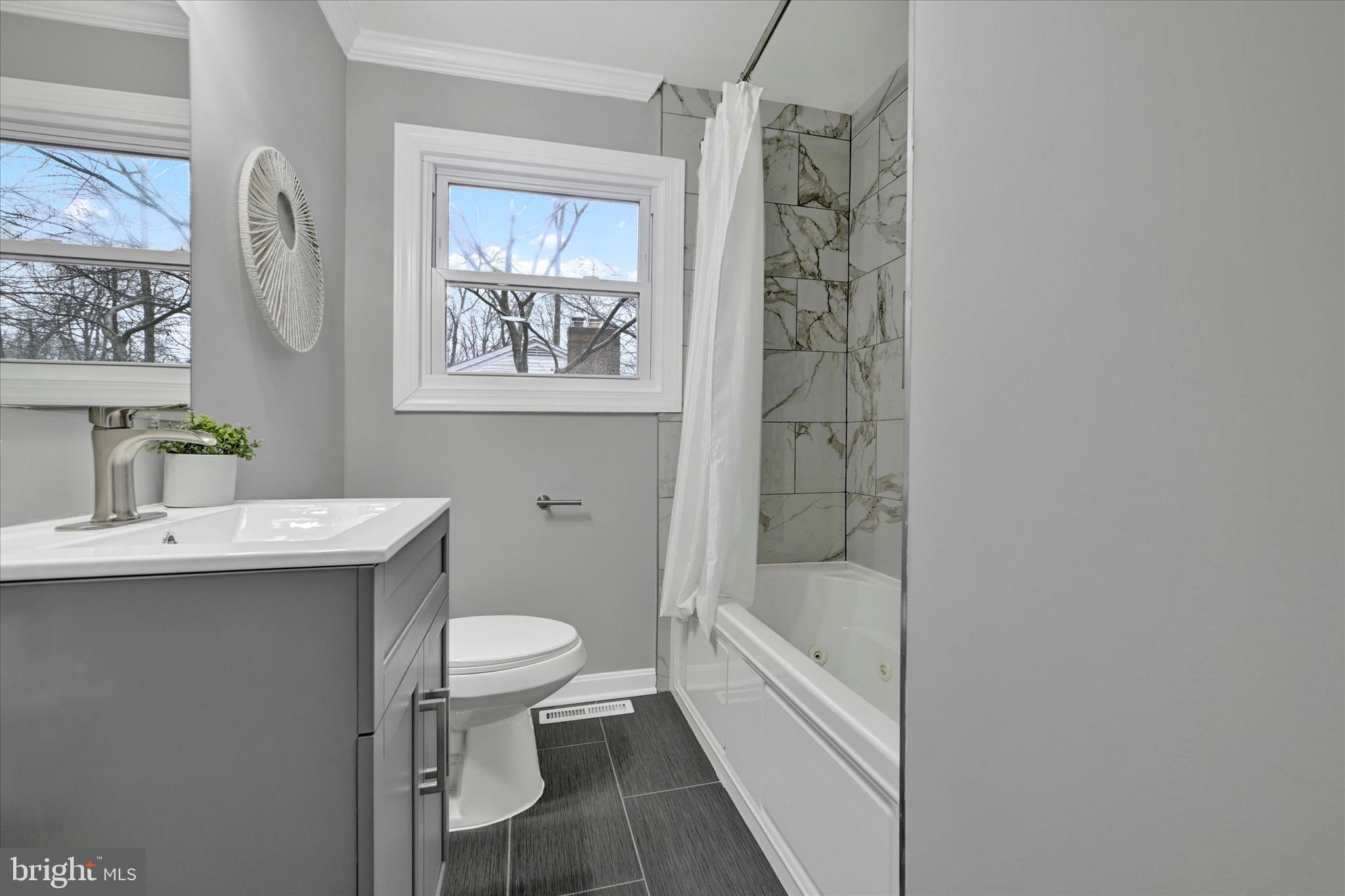 HERNWOOD HEIGHTS - Residential