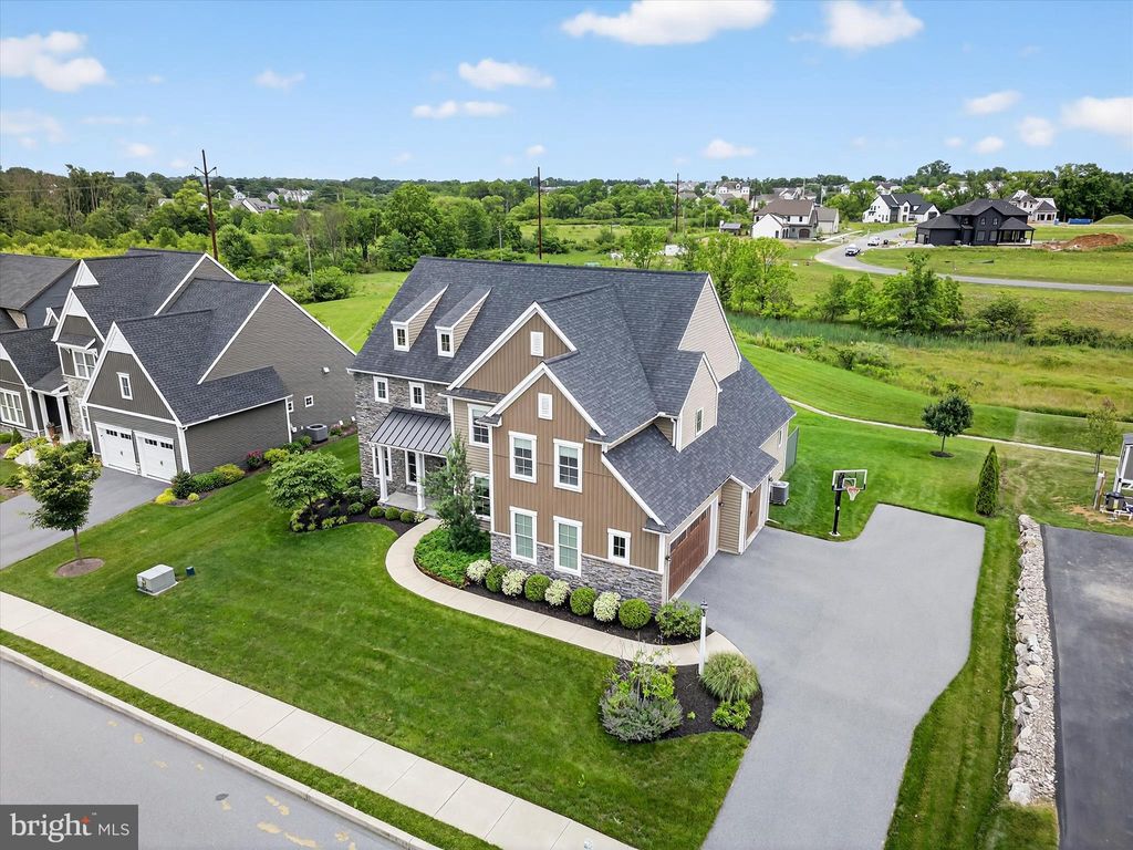 Photo of 548 E Delp Road, LANCASTER, PA 17601 (MLS # PALA2074348)