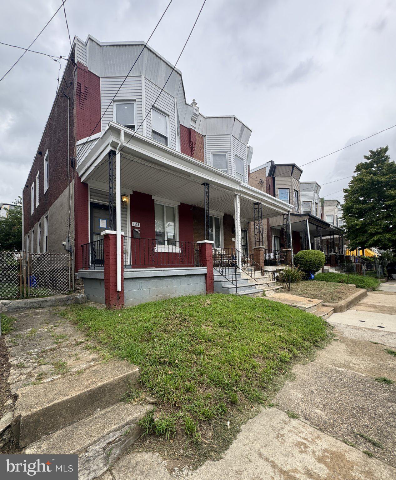 123 E MAYLAND STREET