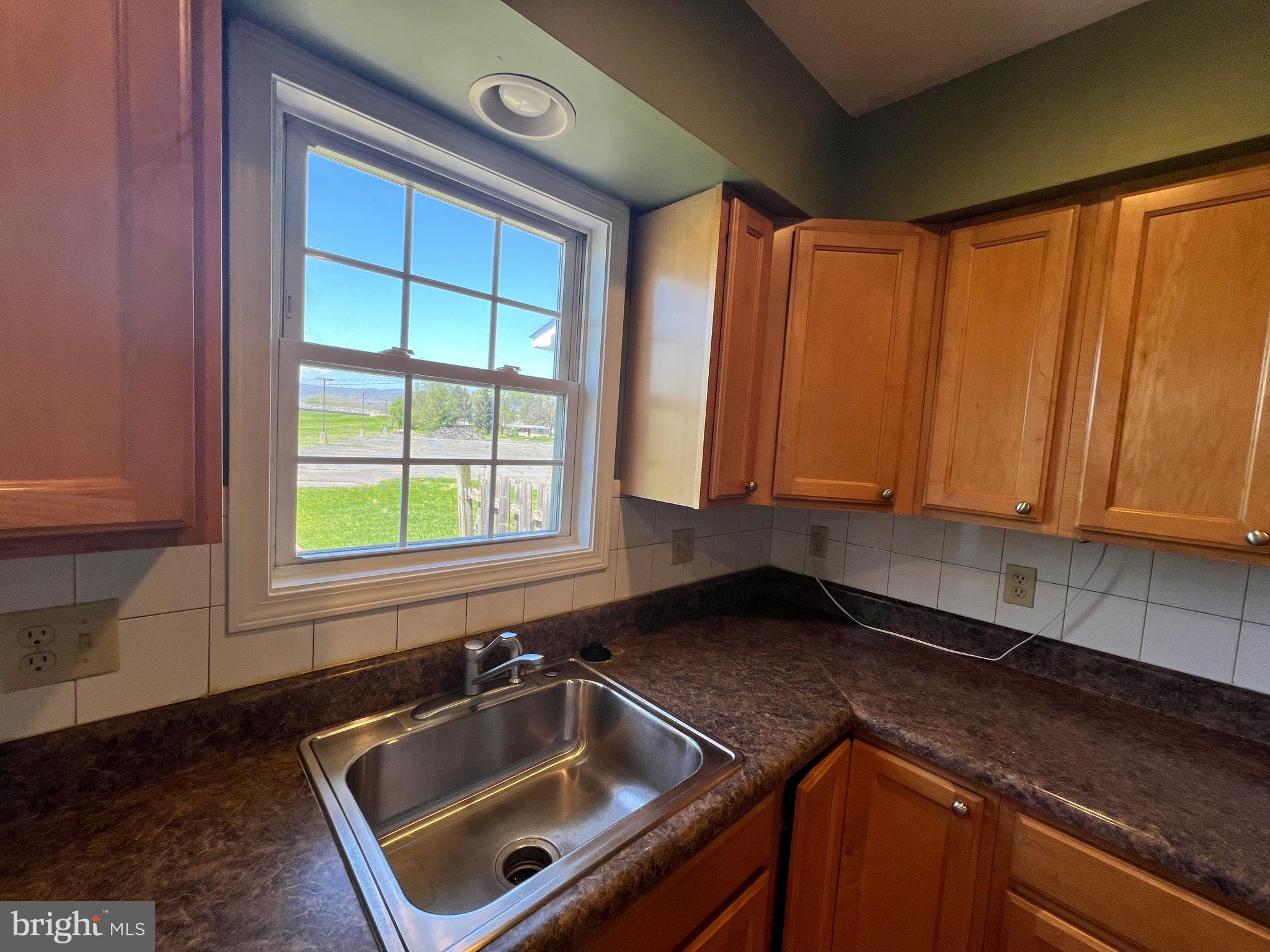 CLEMMENT COMMONS - Residential