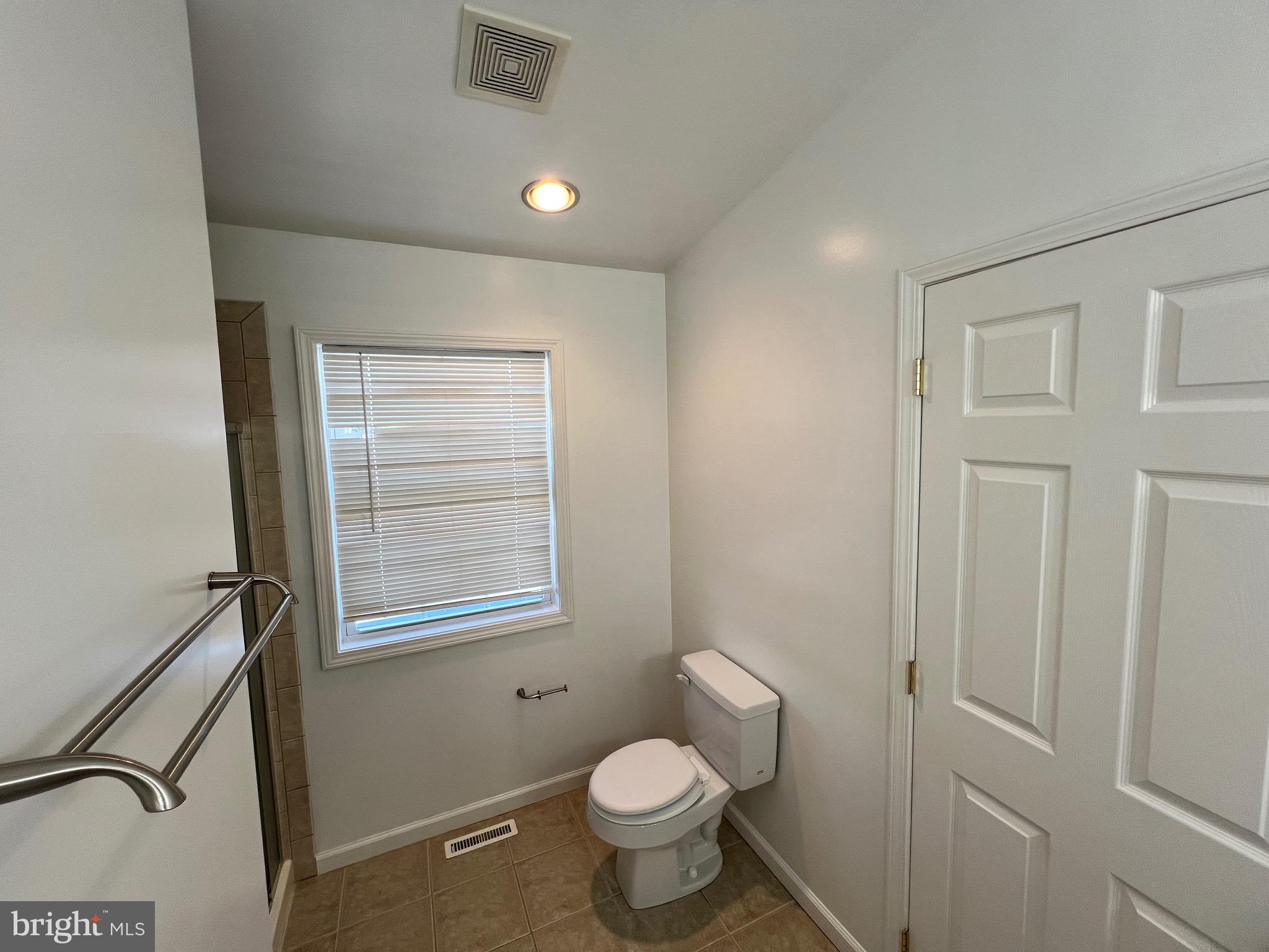 CLEMMENT COMMONS - Residential