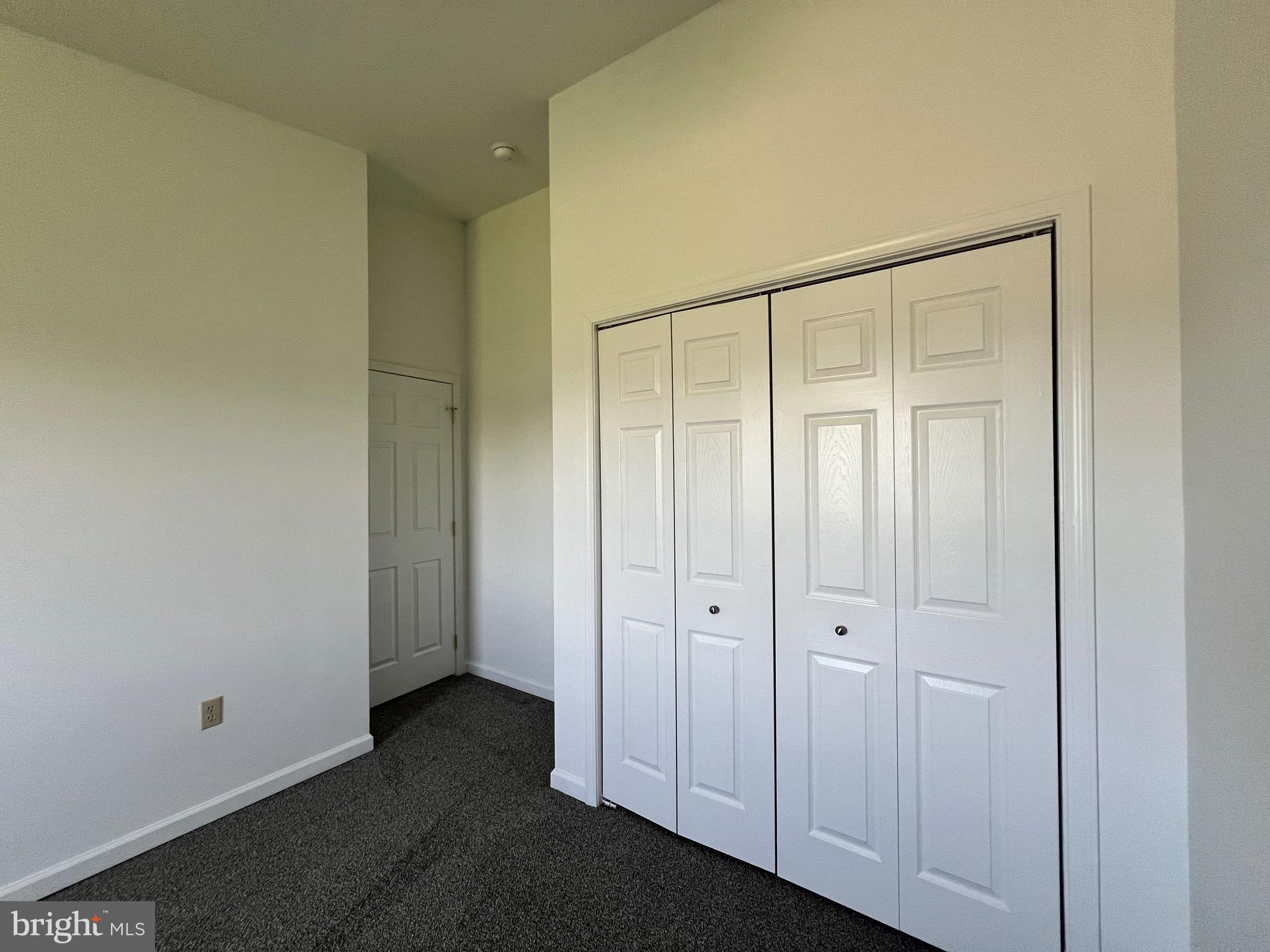 CLEMMENT COMMONS - Residential