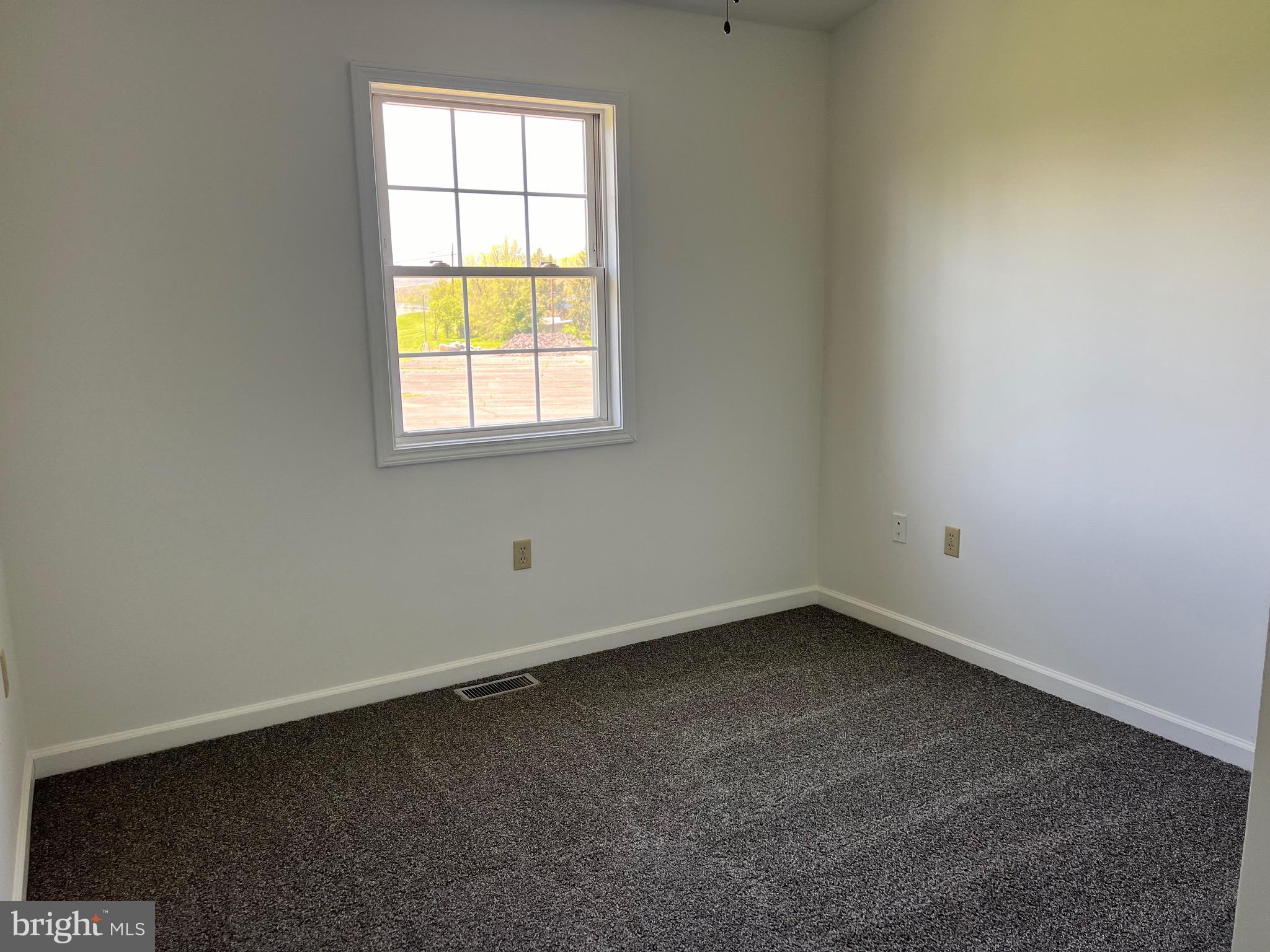 CLEMMENT COMMONS - Residential