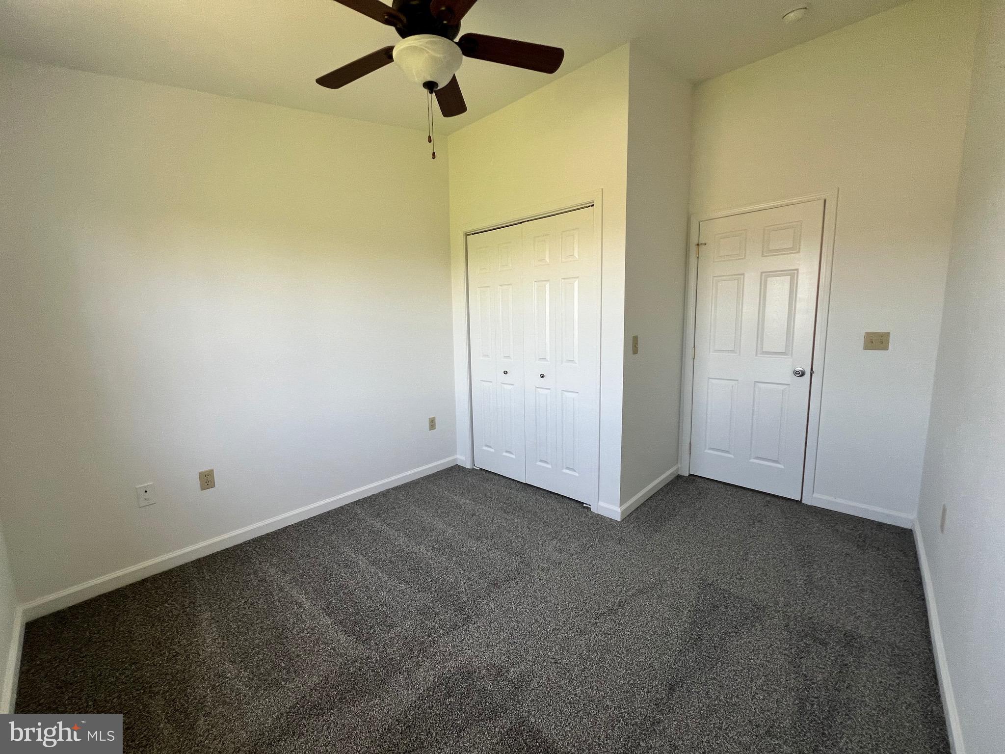 CLEMMENT COMMONS - Residential