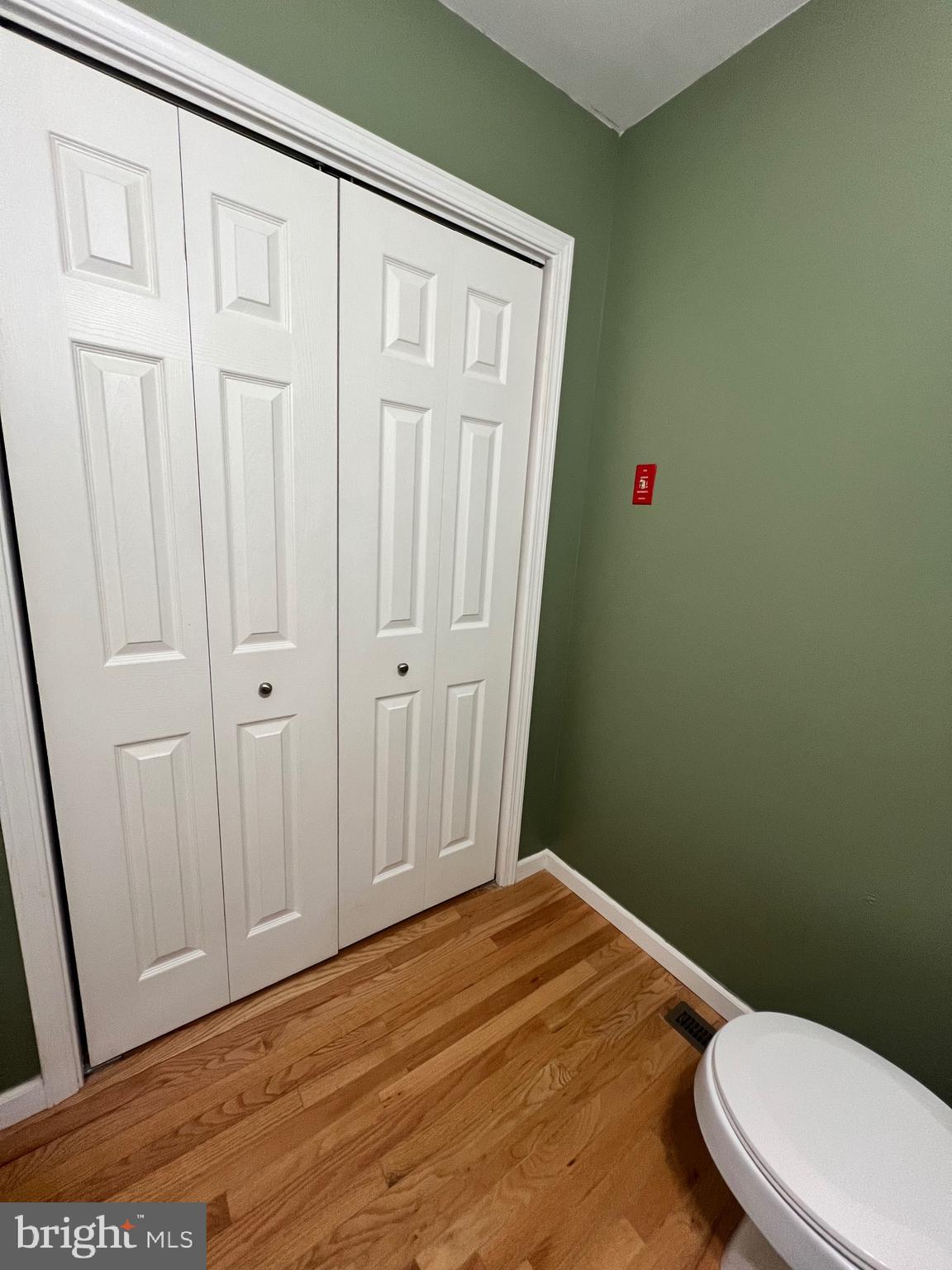 CLEMMENT COMMONS - Residential