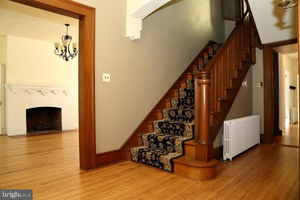 LANCASTER - Residential