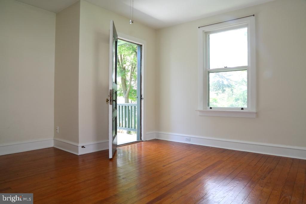 LANCASTER - Residential