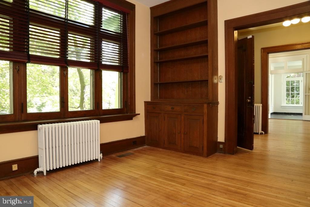 LANCASTER - Residential