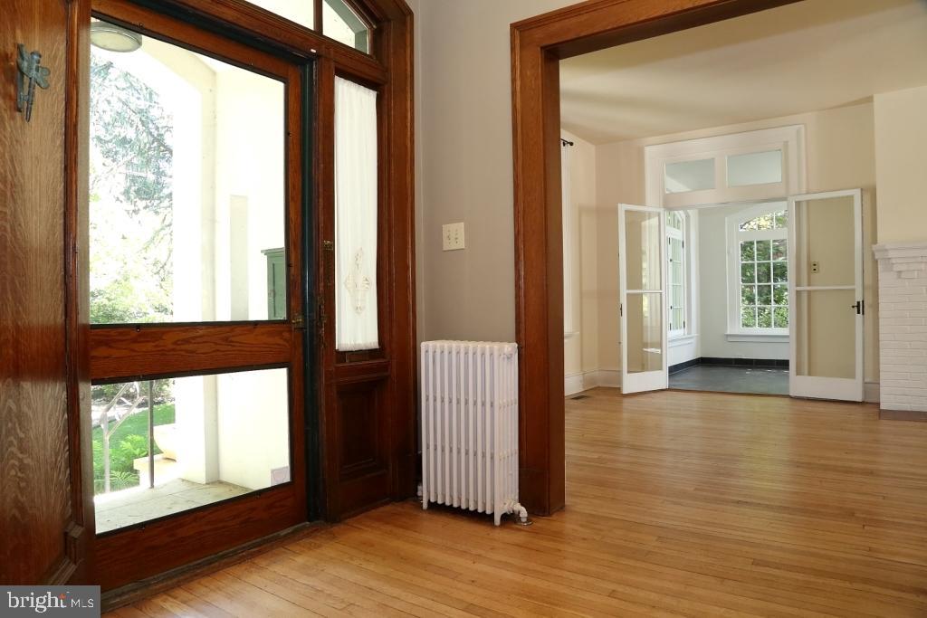 LANCASTER - Residential