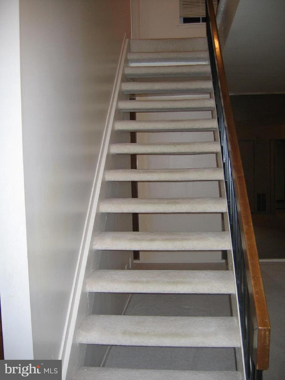 FRANKLIN FARM - Residential Lease