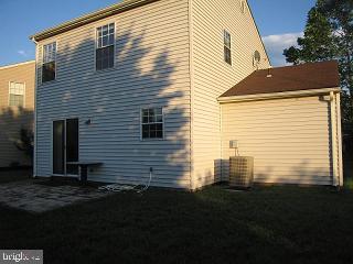 FRANKLIN FARM - Residential Lease