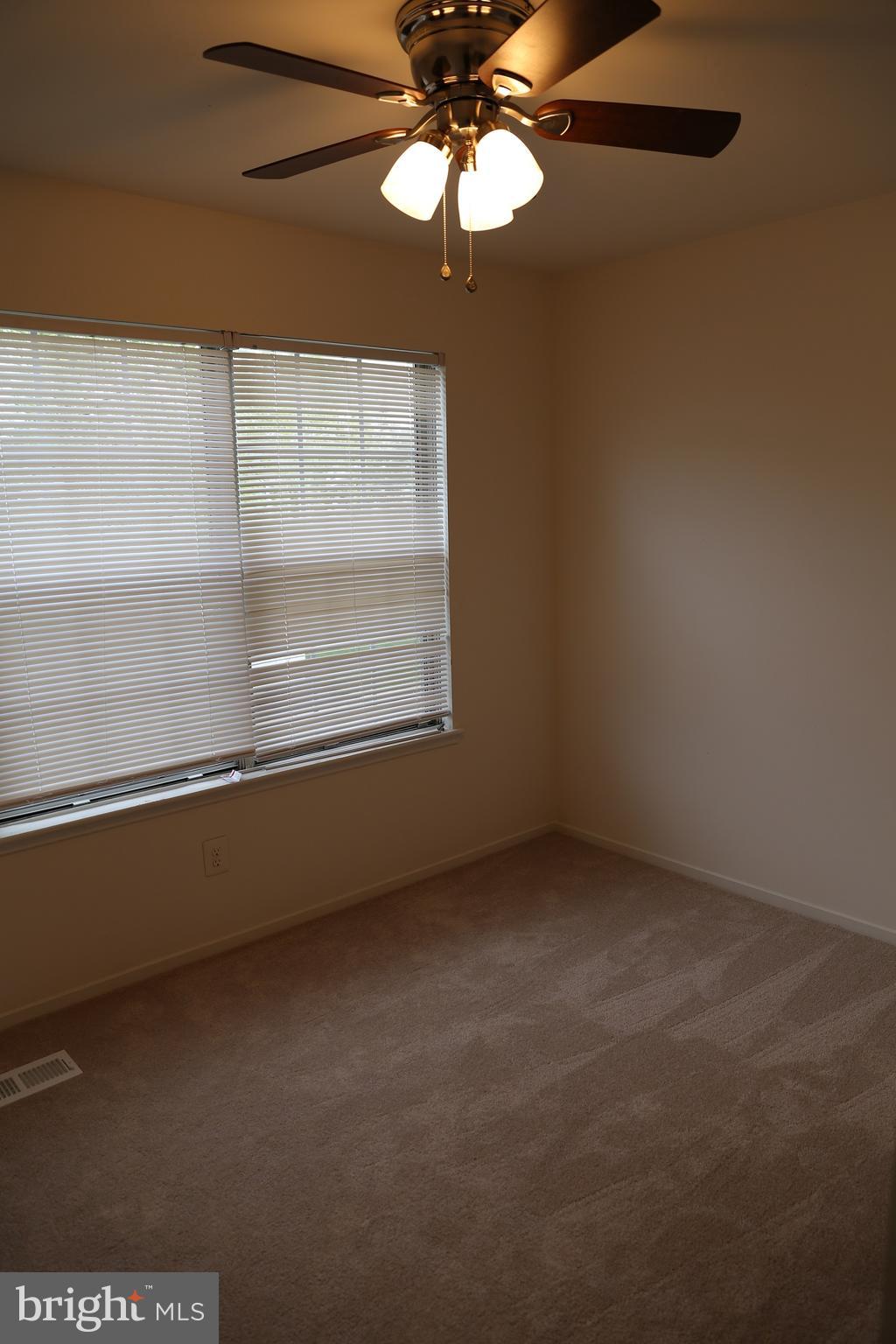 FRANKLIN FARM - Residential Lease