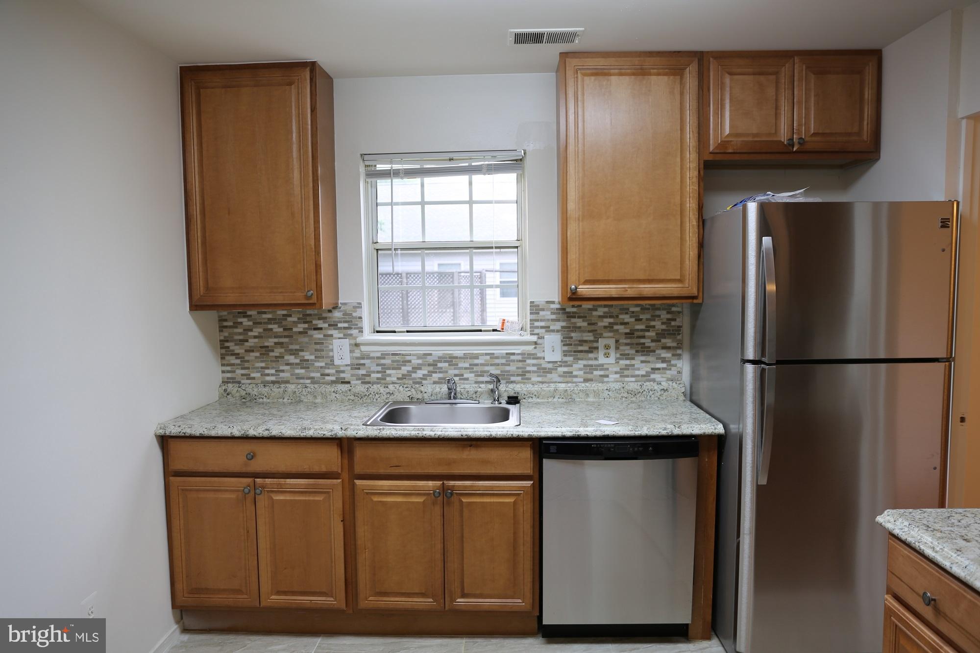 FRANKLIN FARM - Residential Lease