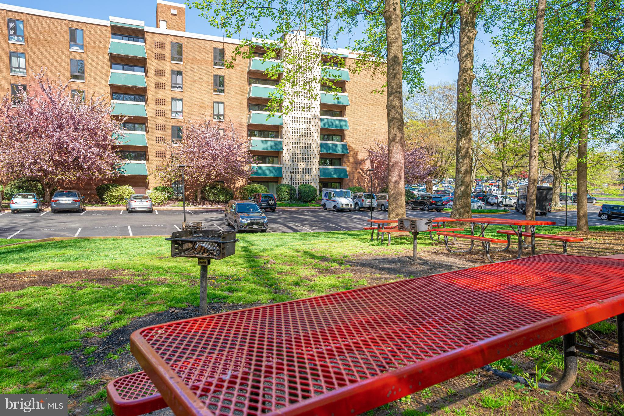 LAFAYETTE PARK - Residential