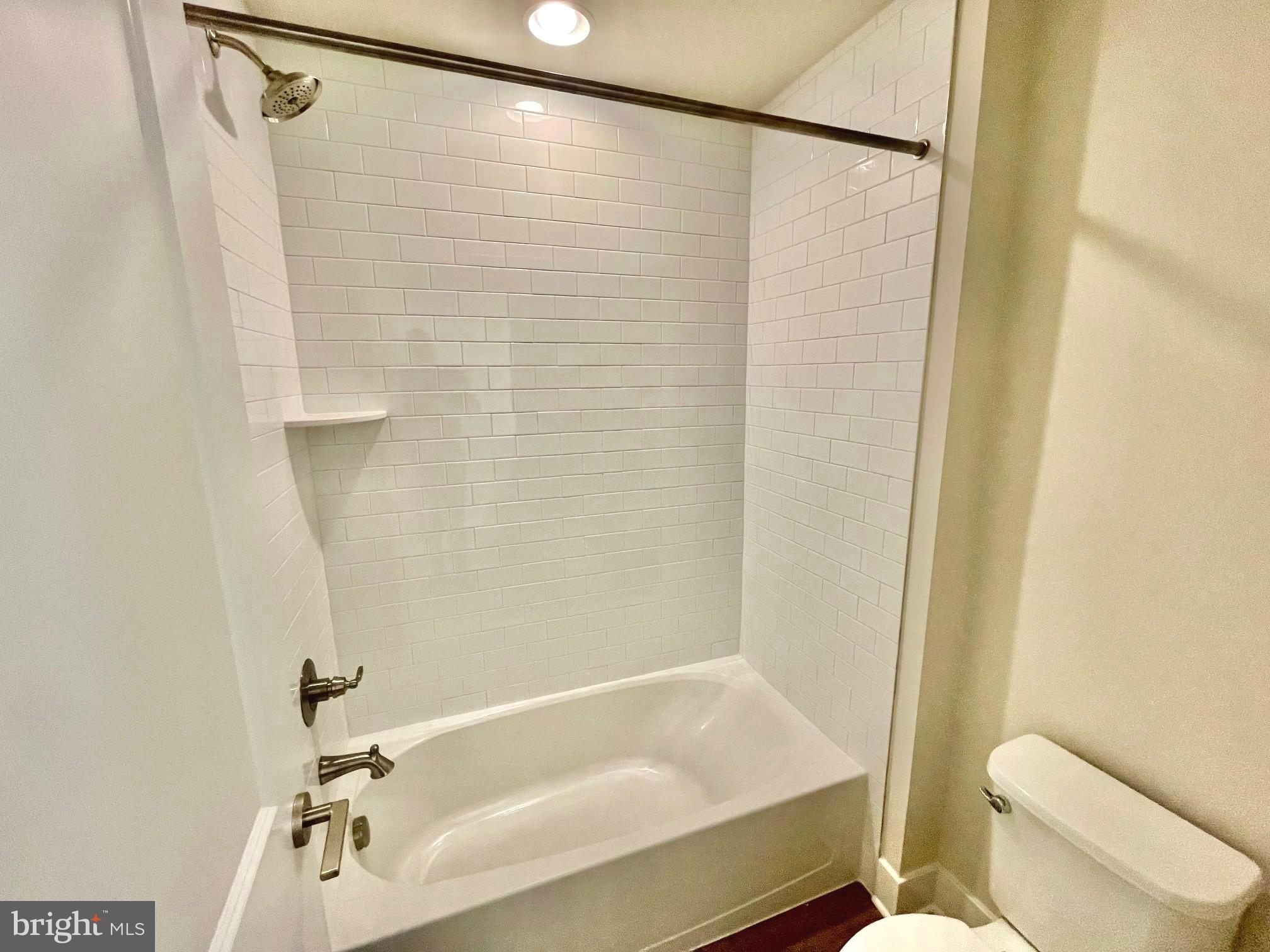 CHASE OAKS - Residential