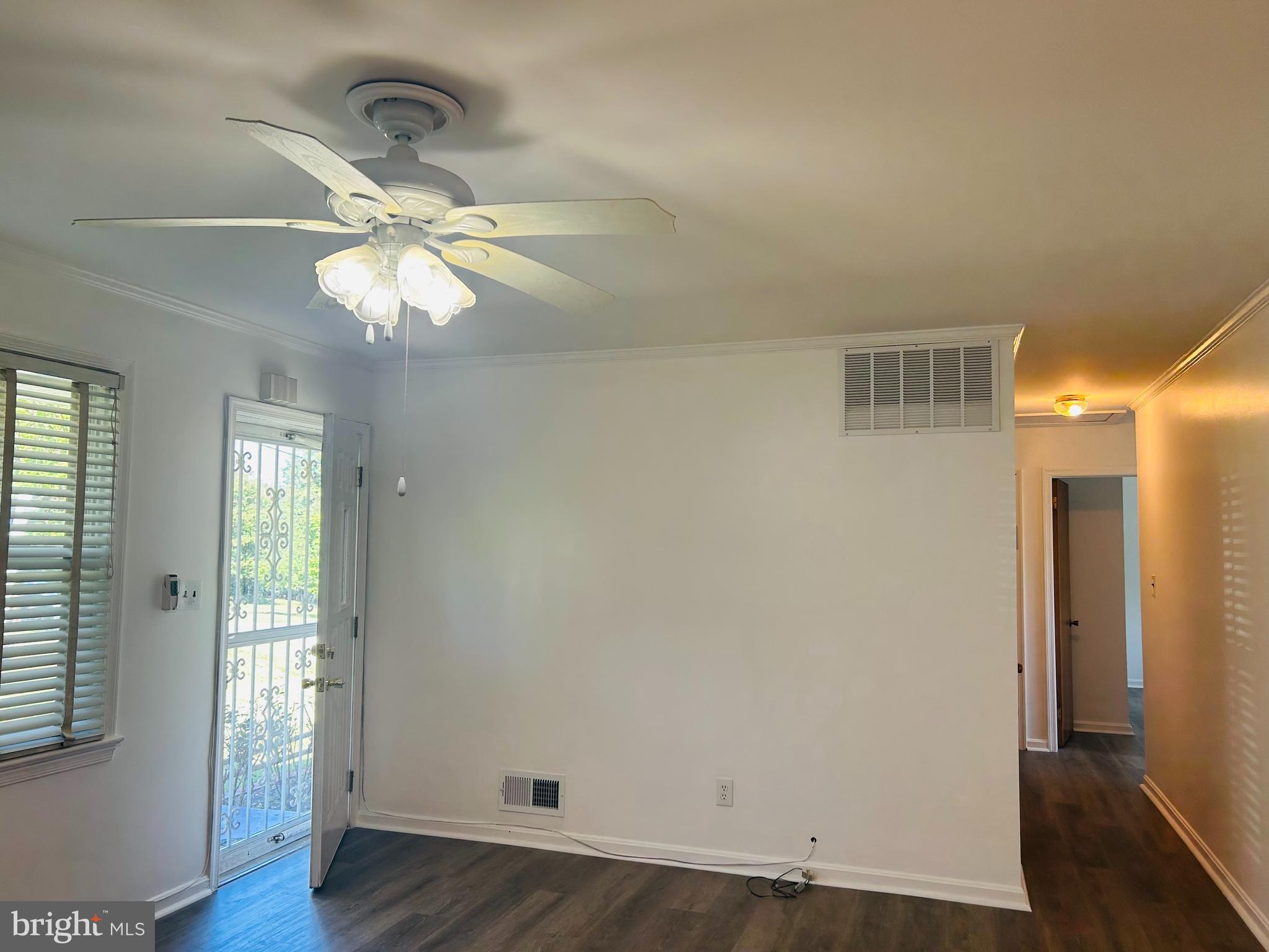 MURRAY HILL - Residential