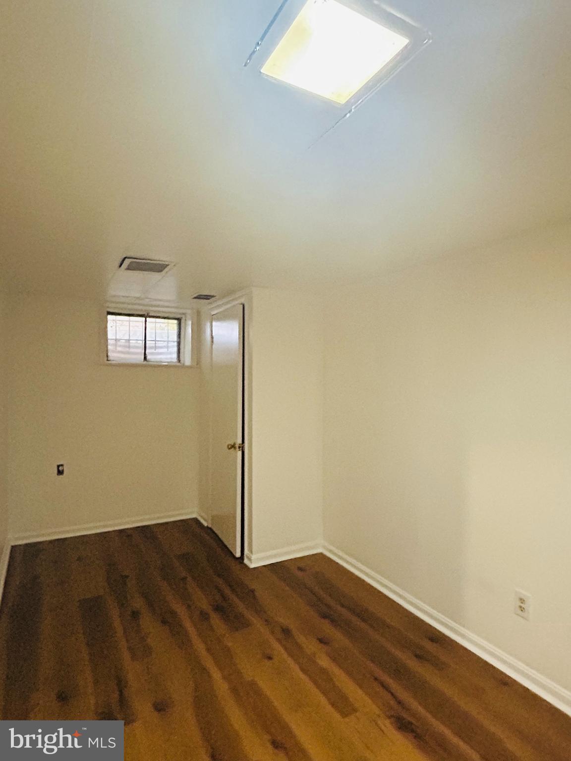 MURRAY HILL - Residential