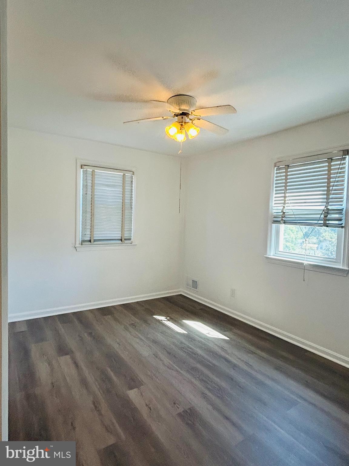 MURRAY HILL - Residential