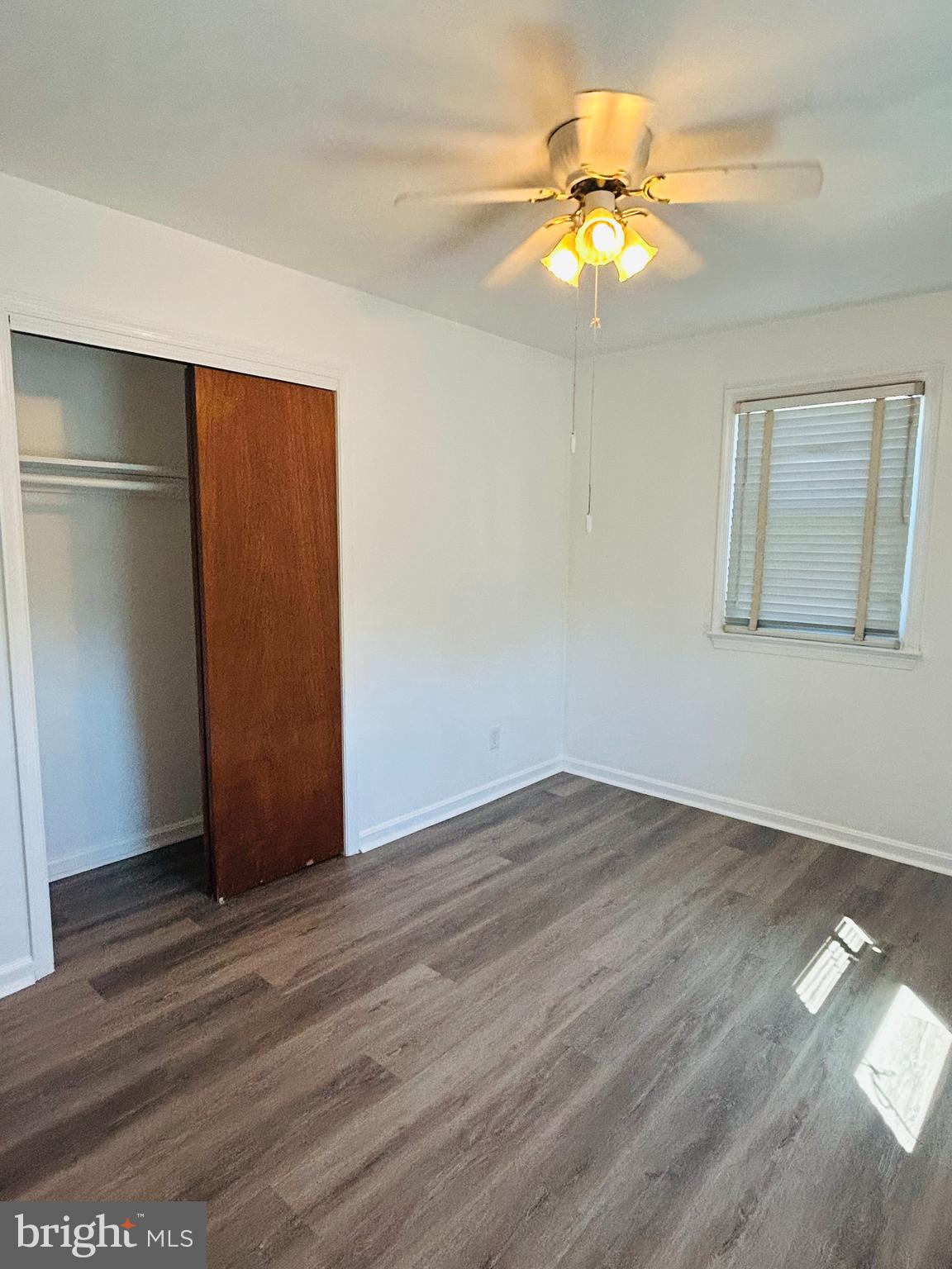 MURRAY HILL - Residential