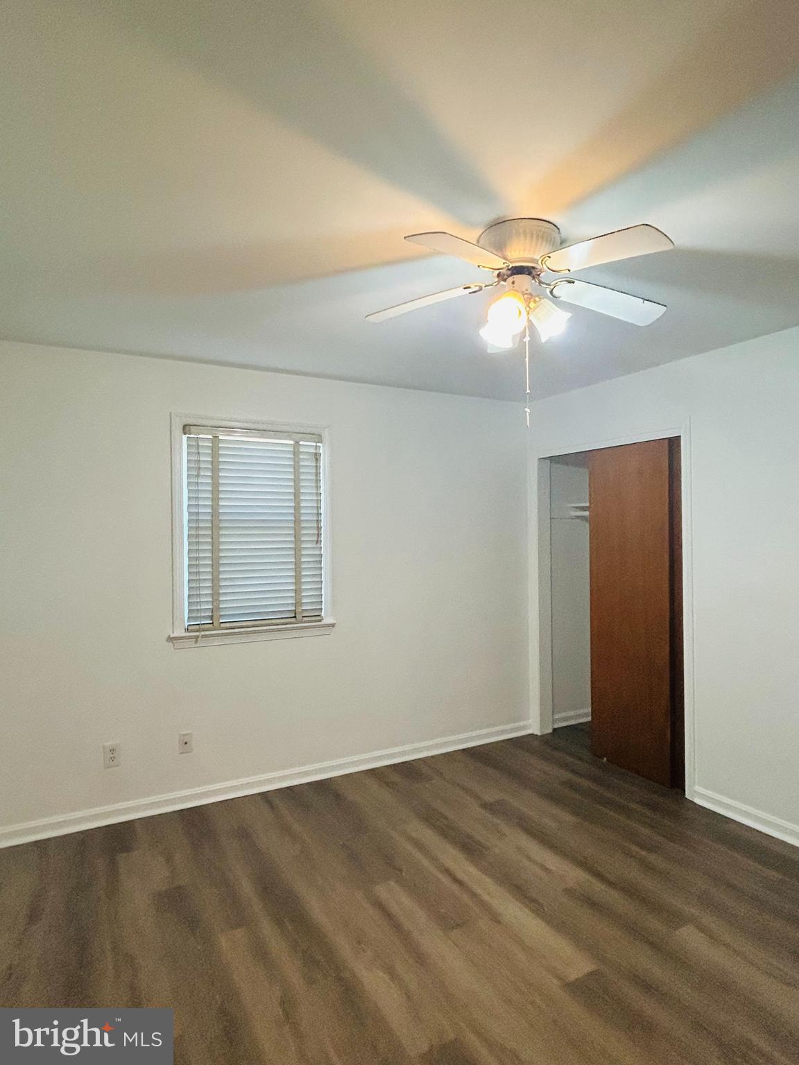 MURRAY HILL - Residential