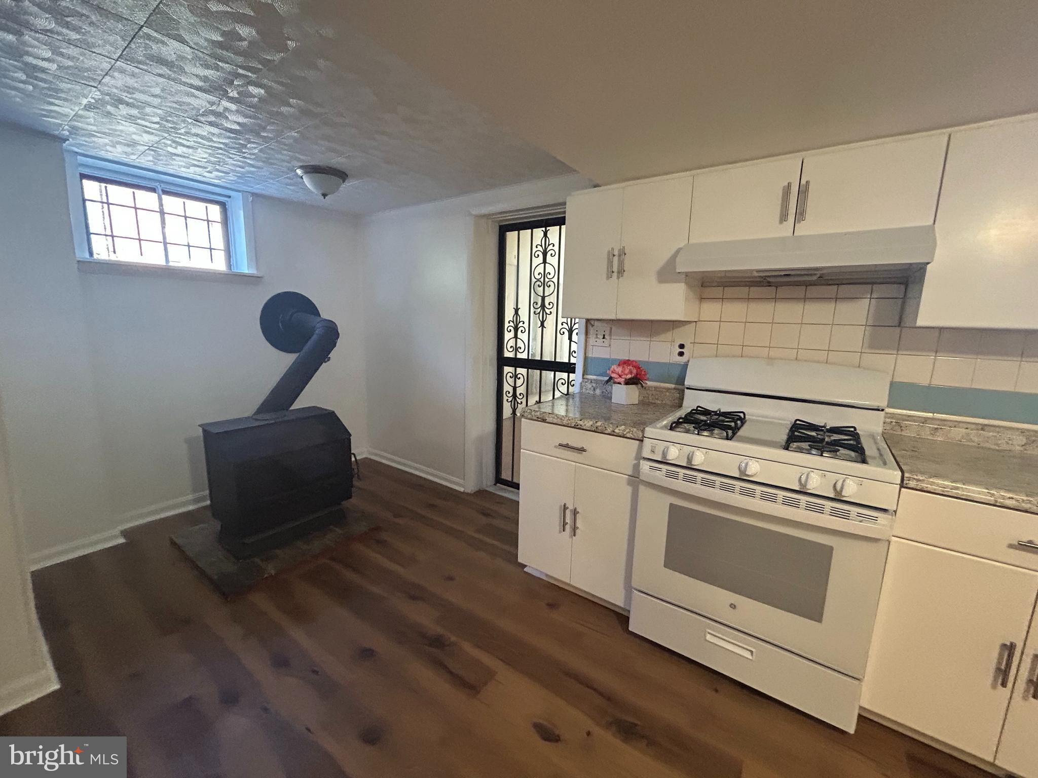 MURRAY HILL - Residential